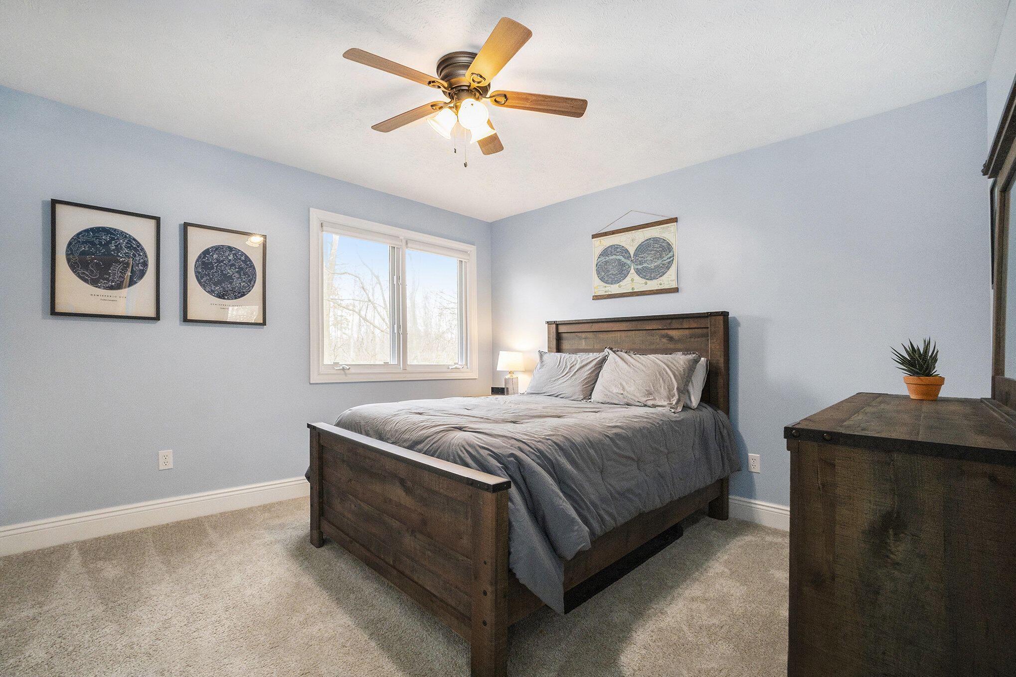 2194 Timber Valley Drive NE