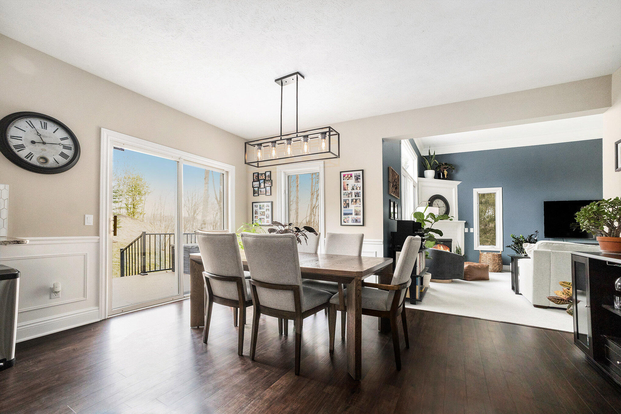 2194 Timber Valley Drive NE