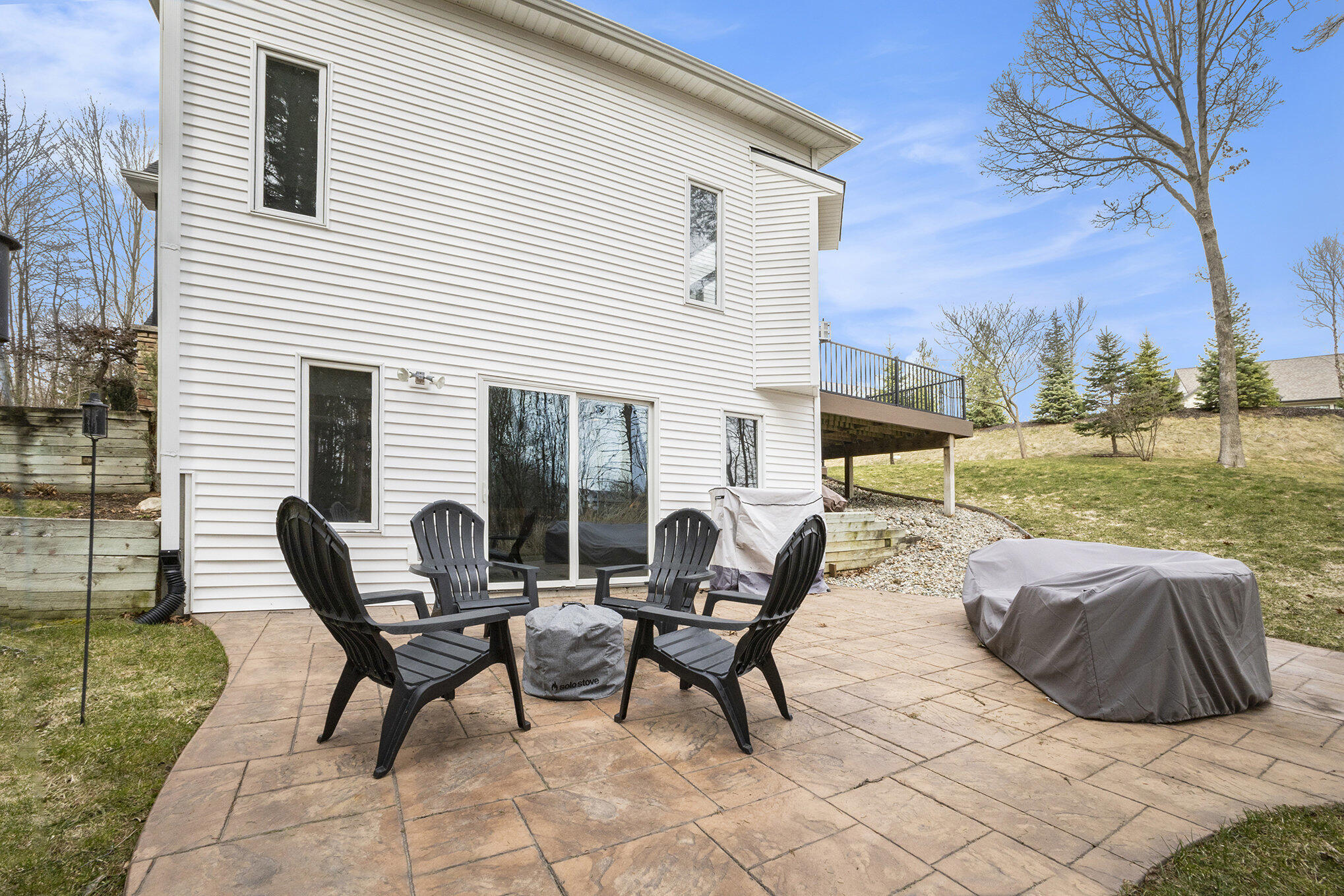 2194 Timber Valley Drive NE