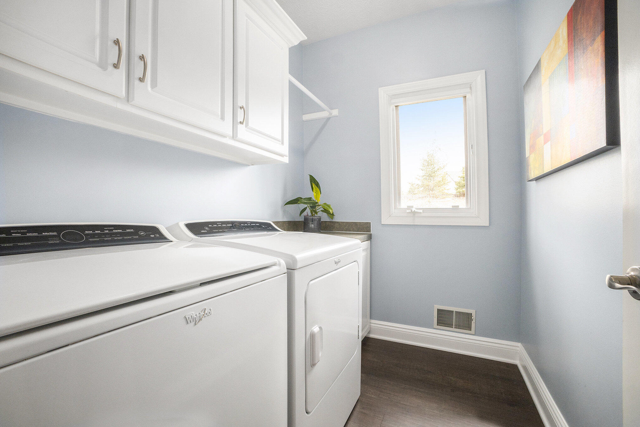 2194 Timber Valley Drive NE