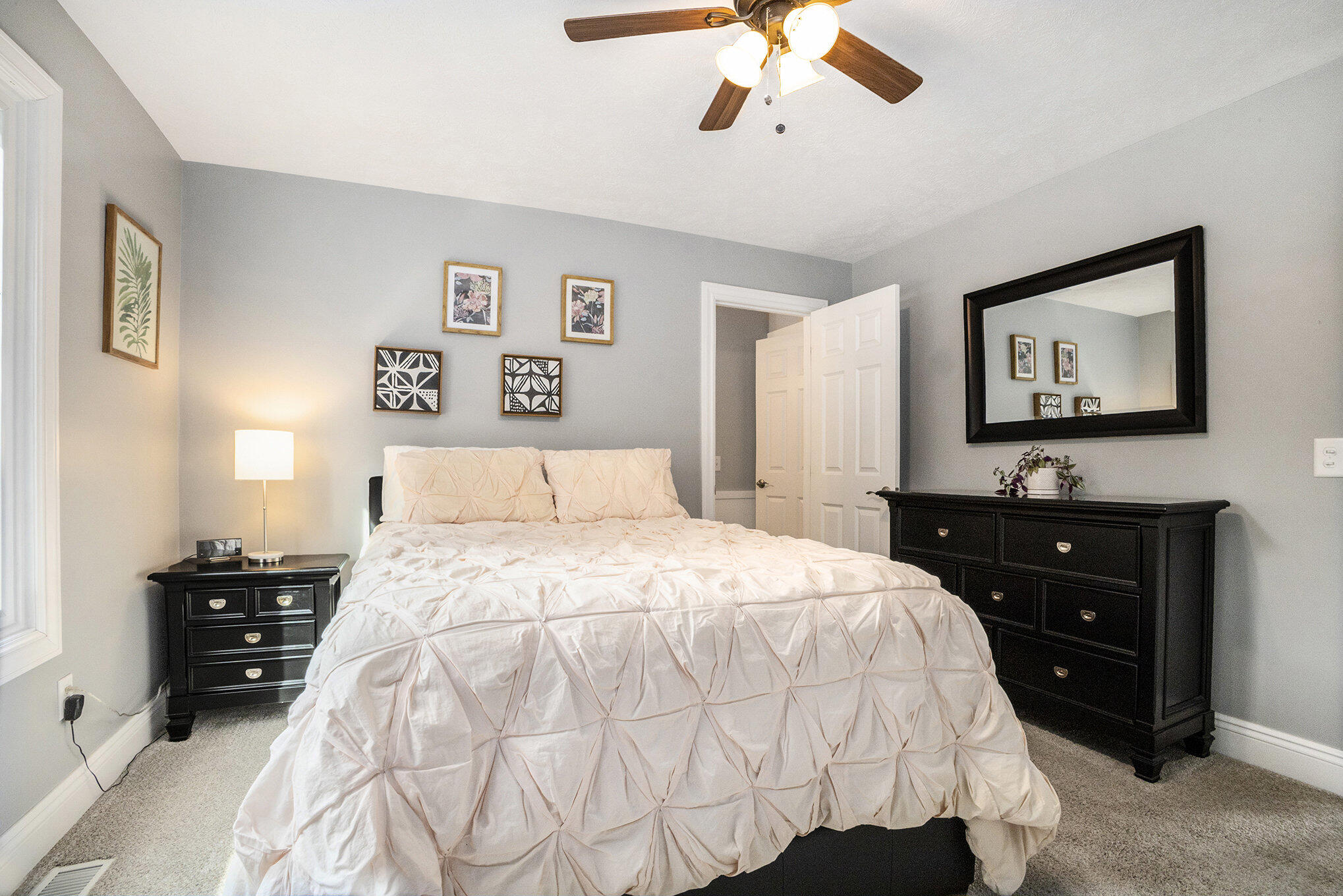 2194 Timber Valley Drive NE