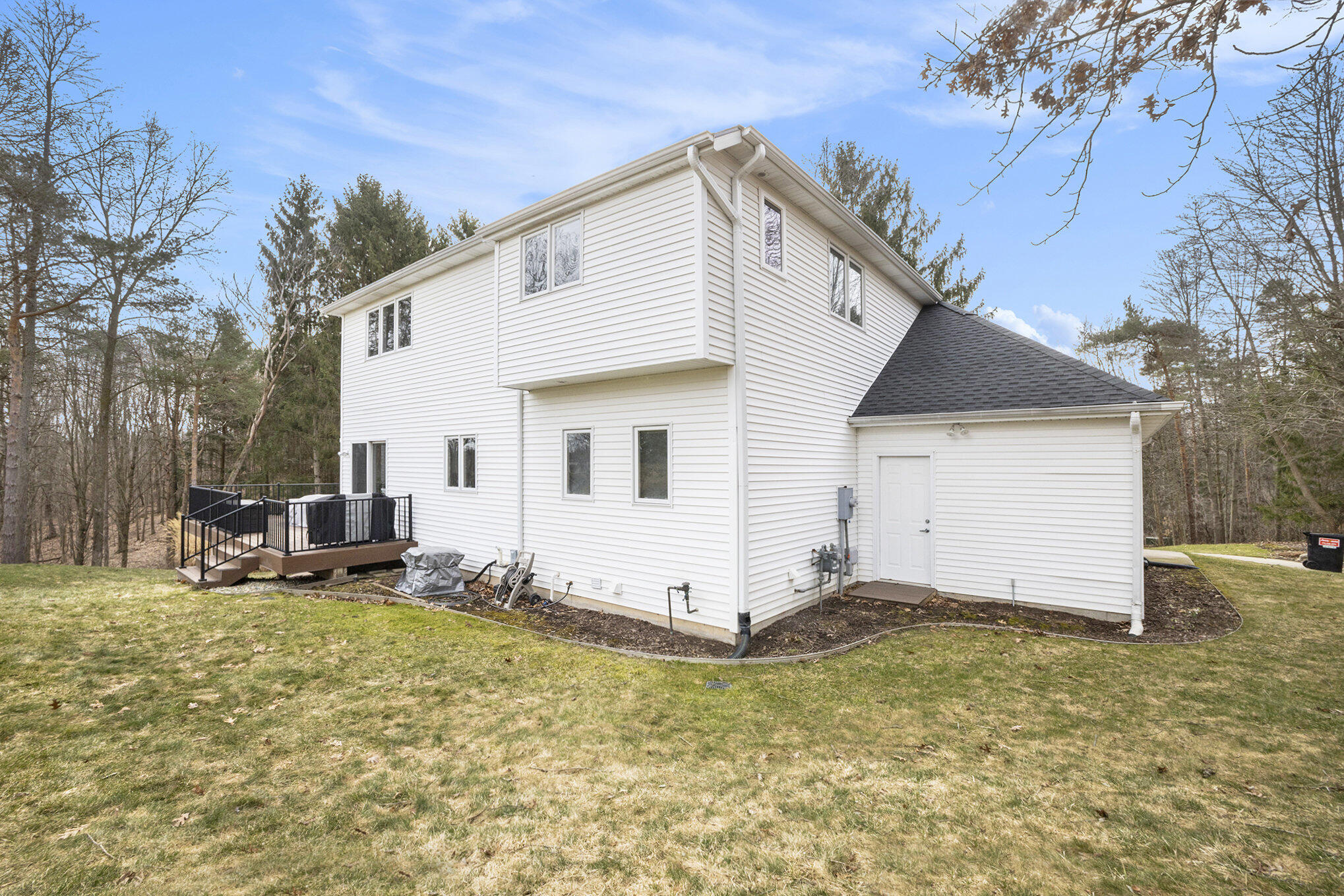 2194 Timber Valley Drive NE