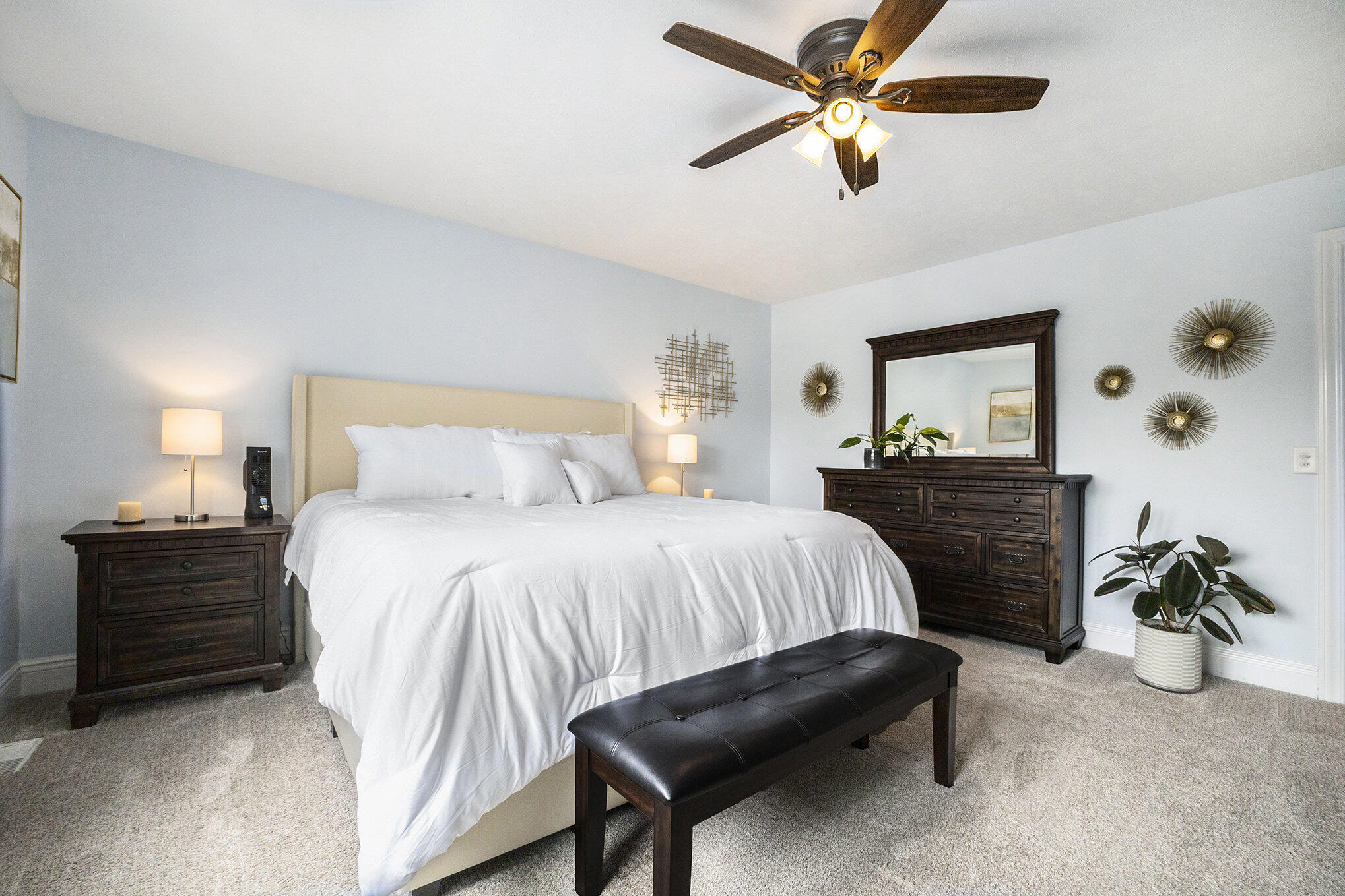 2194 Timber Valley Drive NE