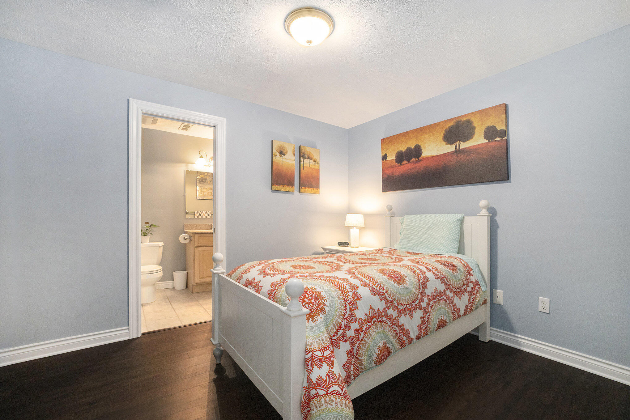 2194 Timber Valley Drive NE