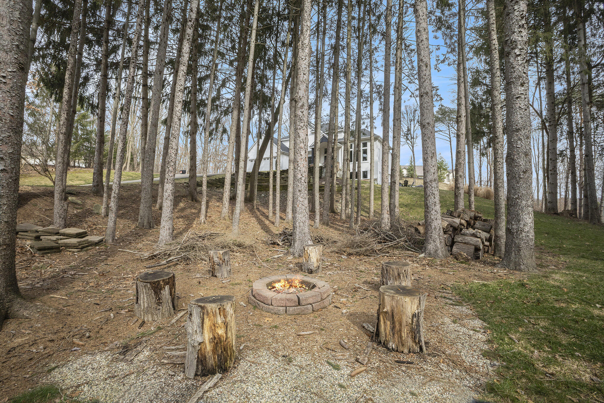 2194 Timber Valley Drive NE