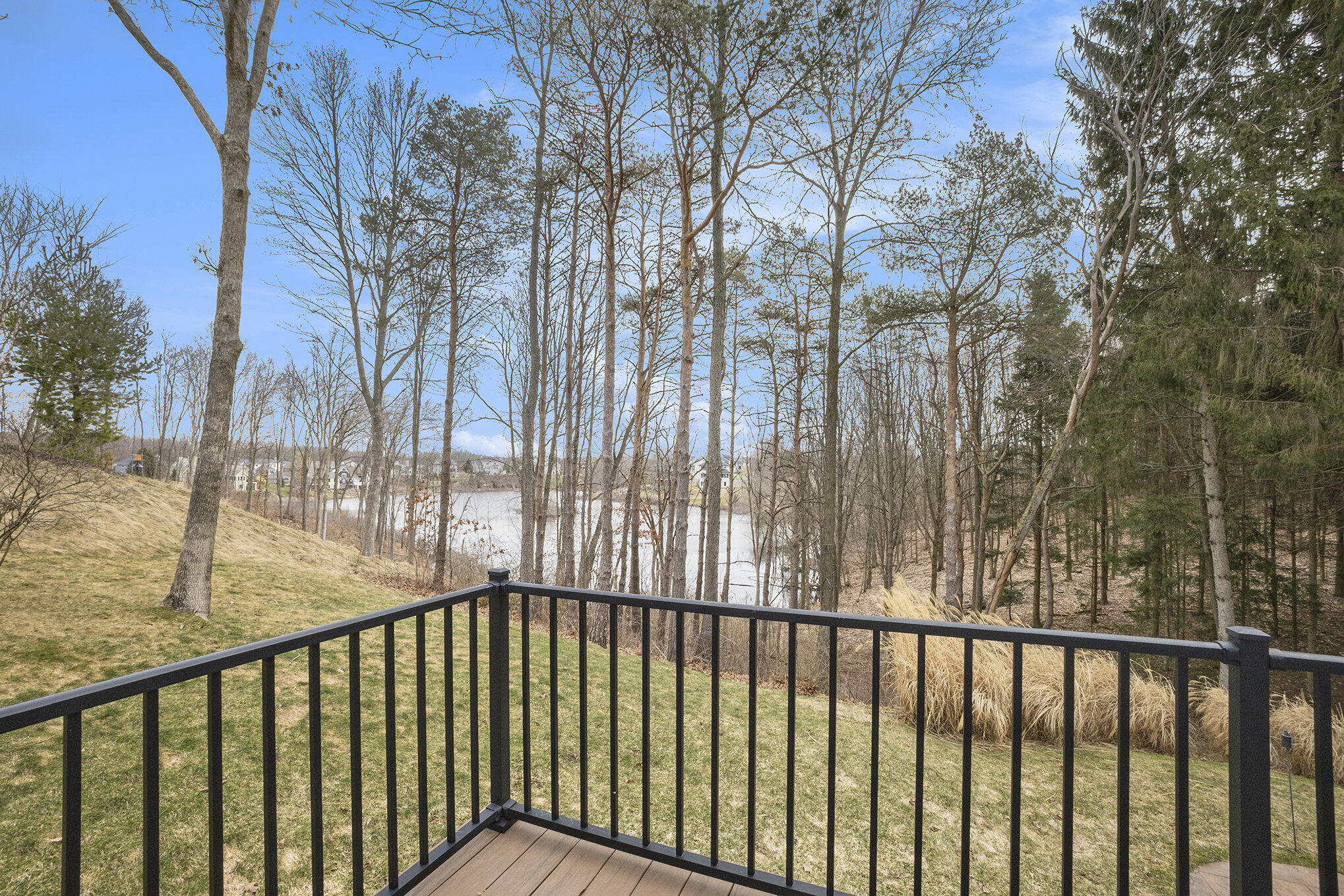 2194 Timber Valley Drive NE