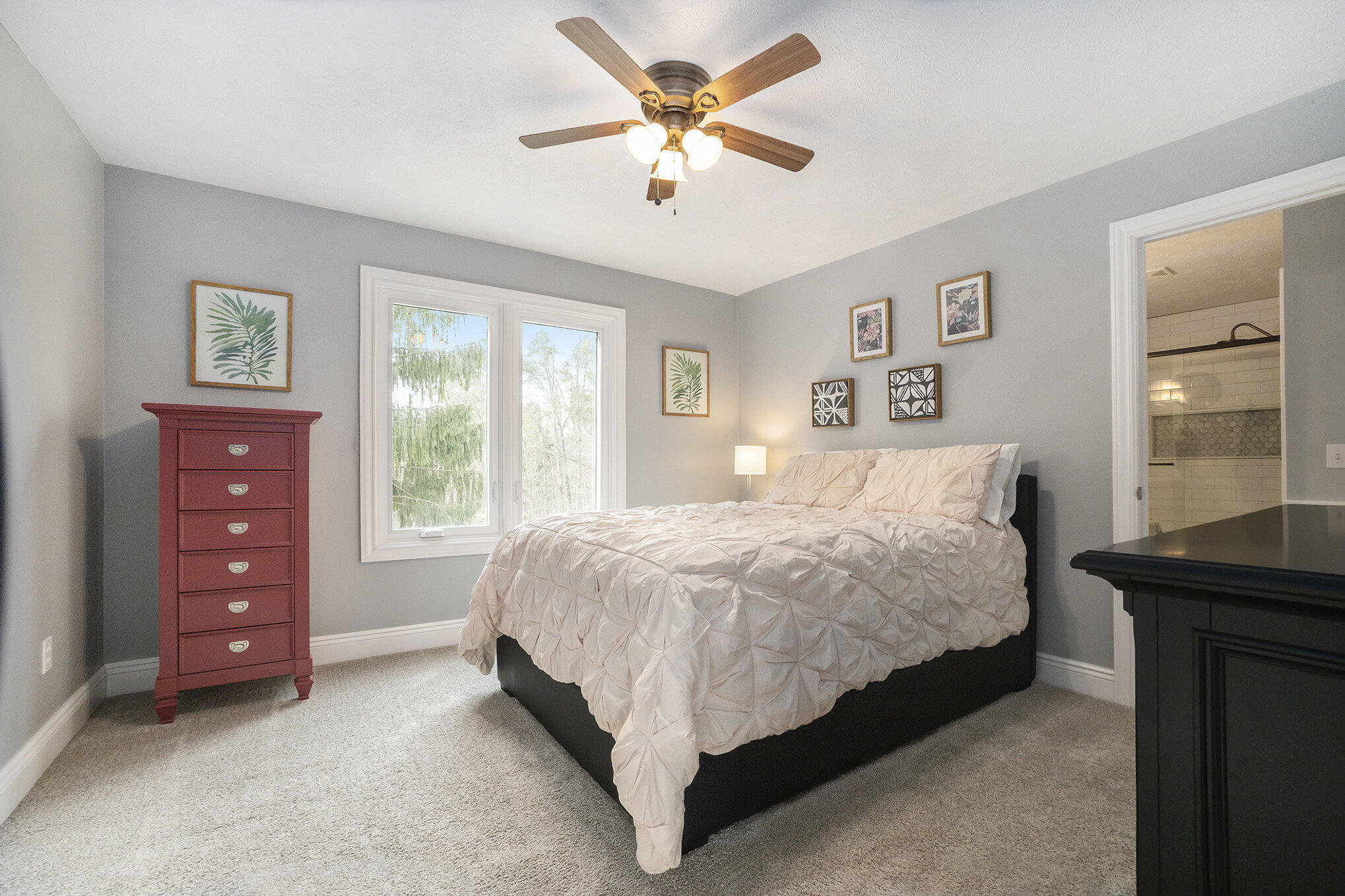 2194 Timber Valley Drive NE