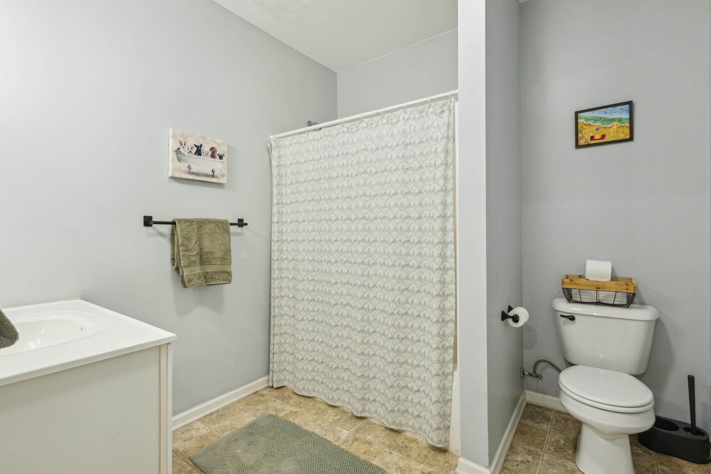 7008 Crystal View Drive SE