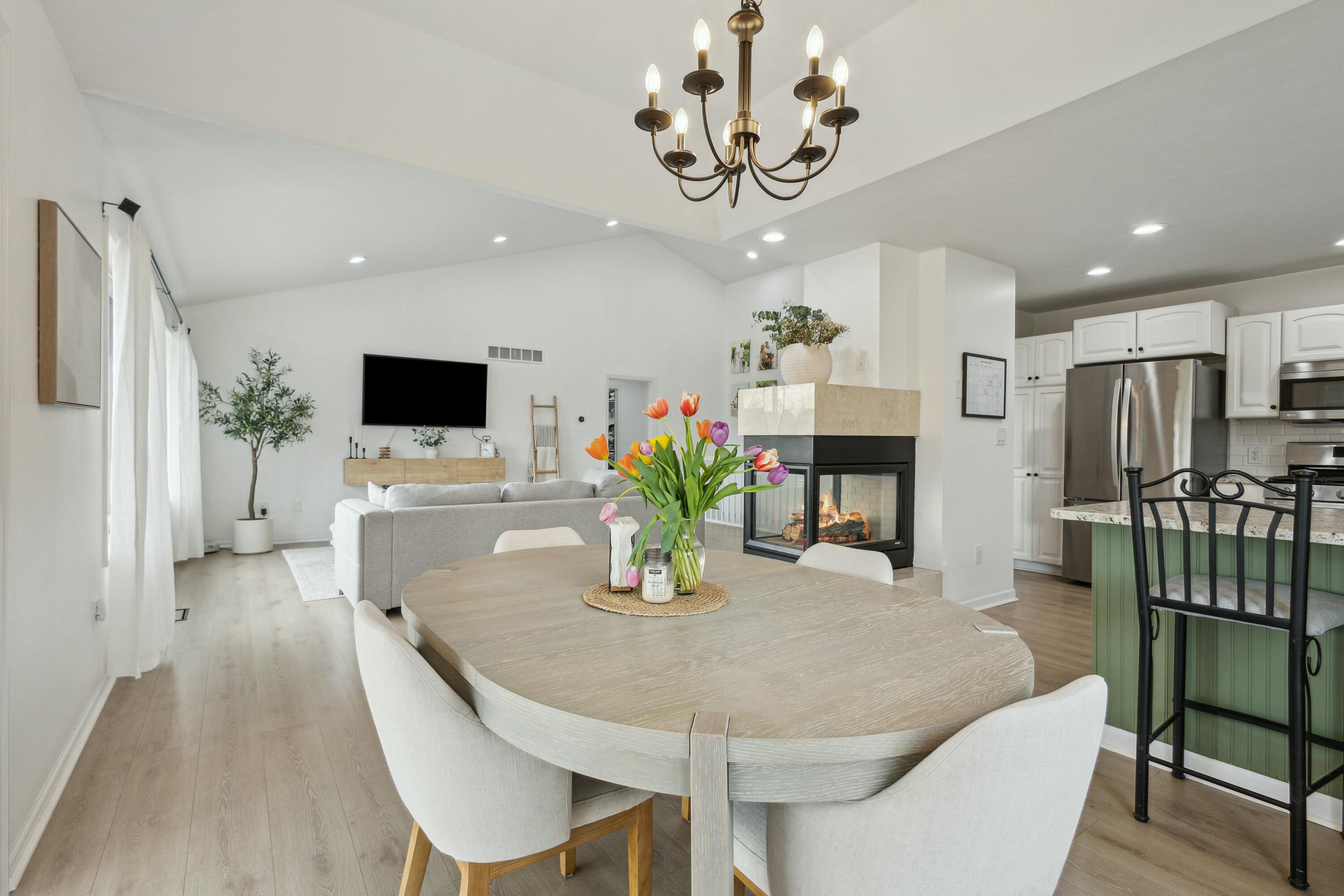 7008 Crystal View Drive SE