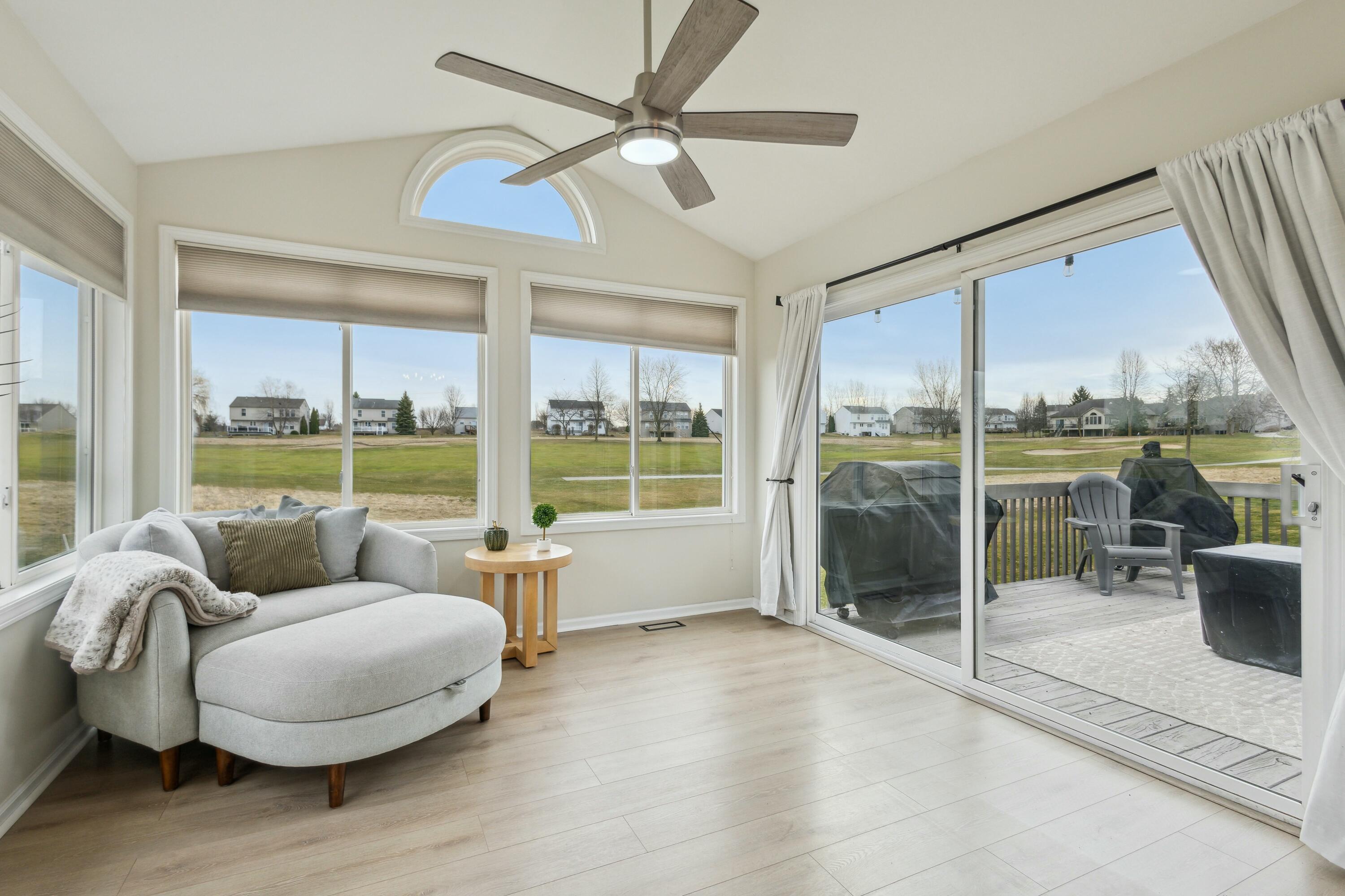 7008 Crystal View Drive SE