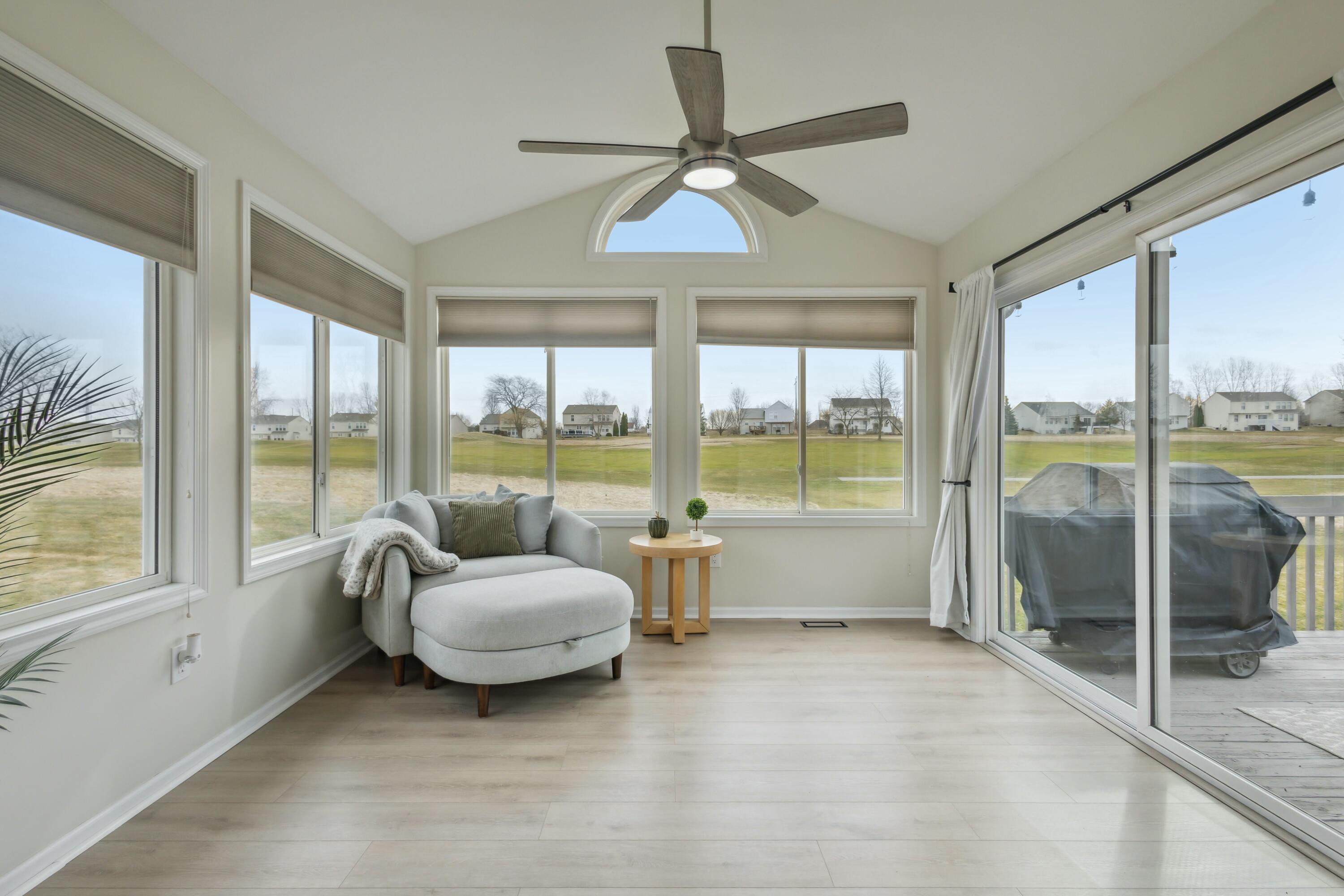 7008 Crystal View Drive SE