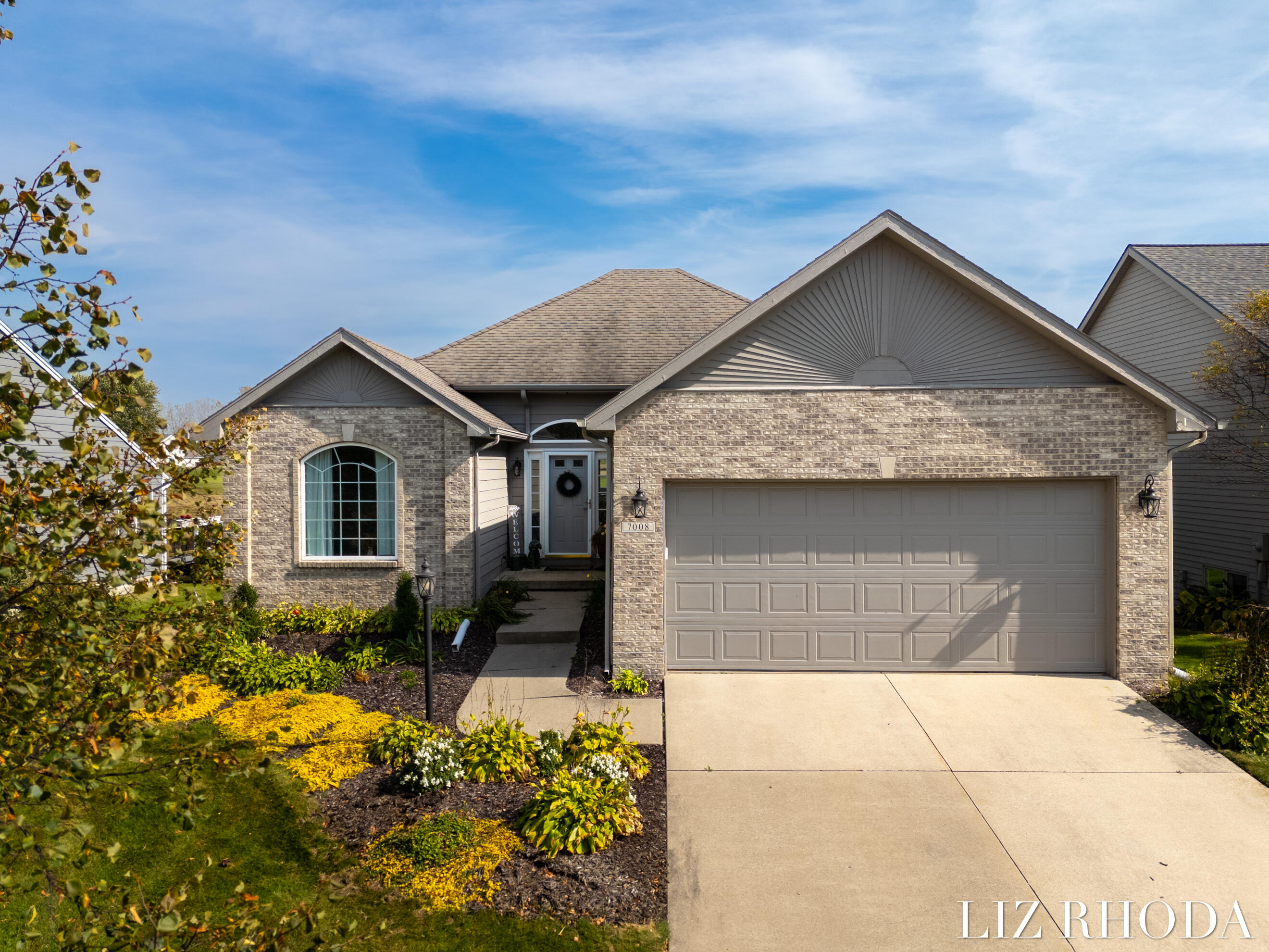 7008 Crystal View Drive SE