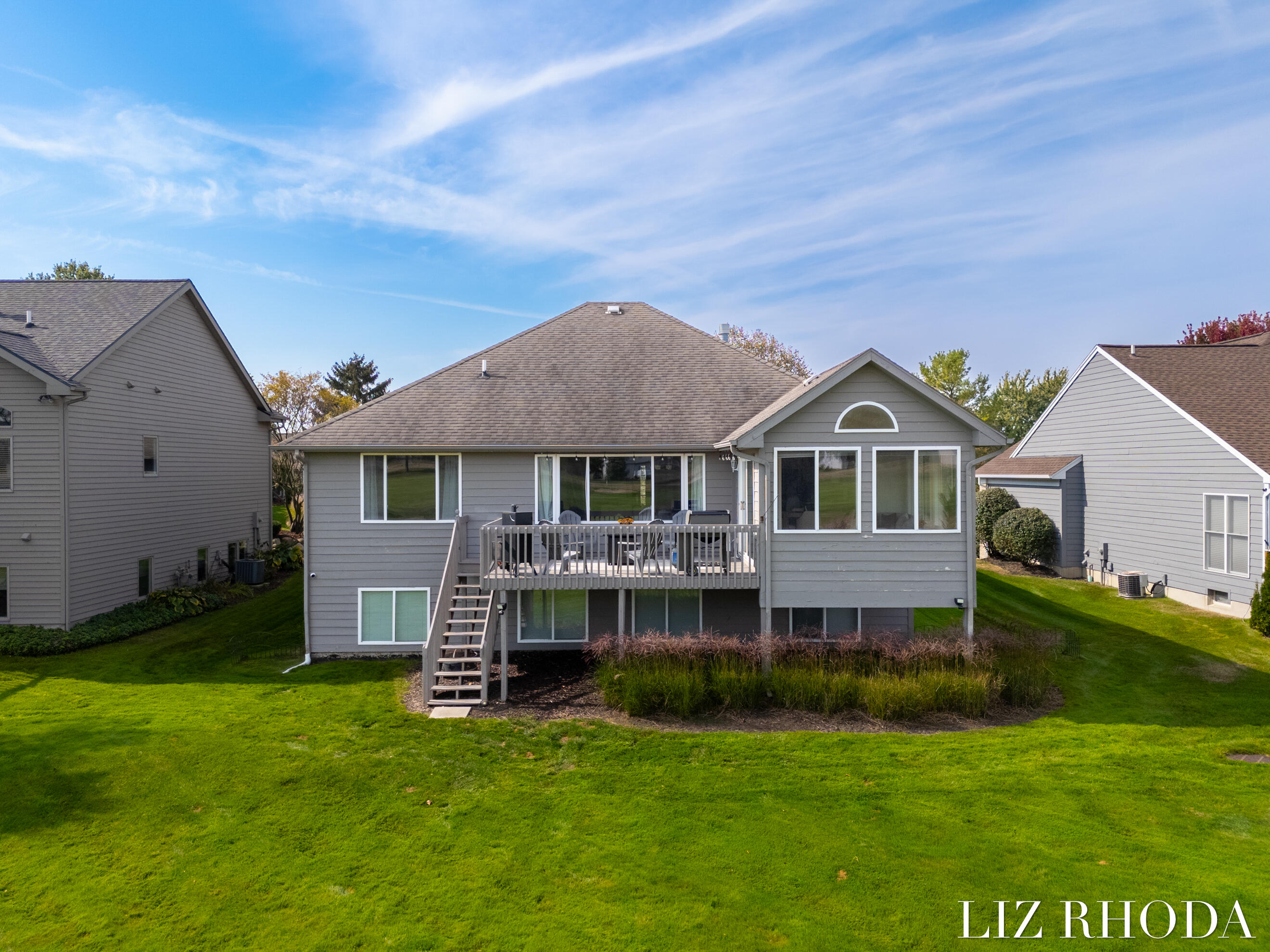 7008 Crystal View Drive SE