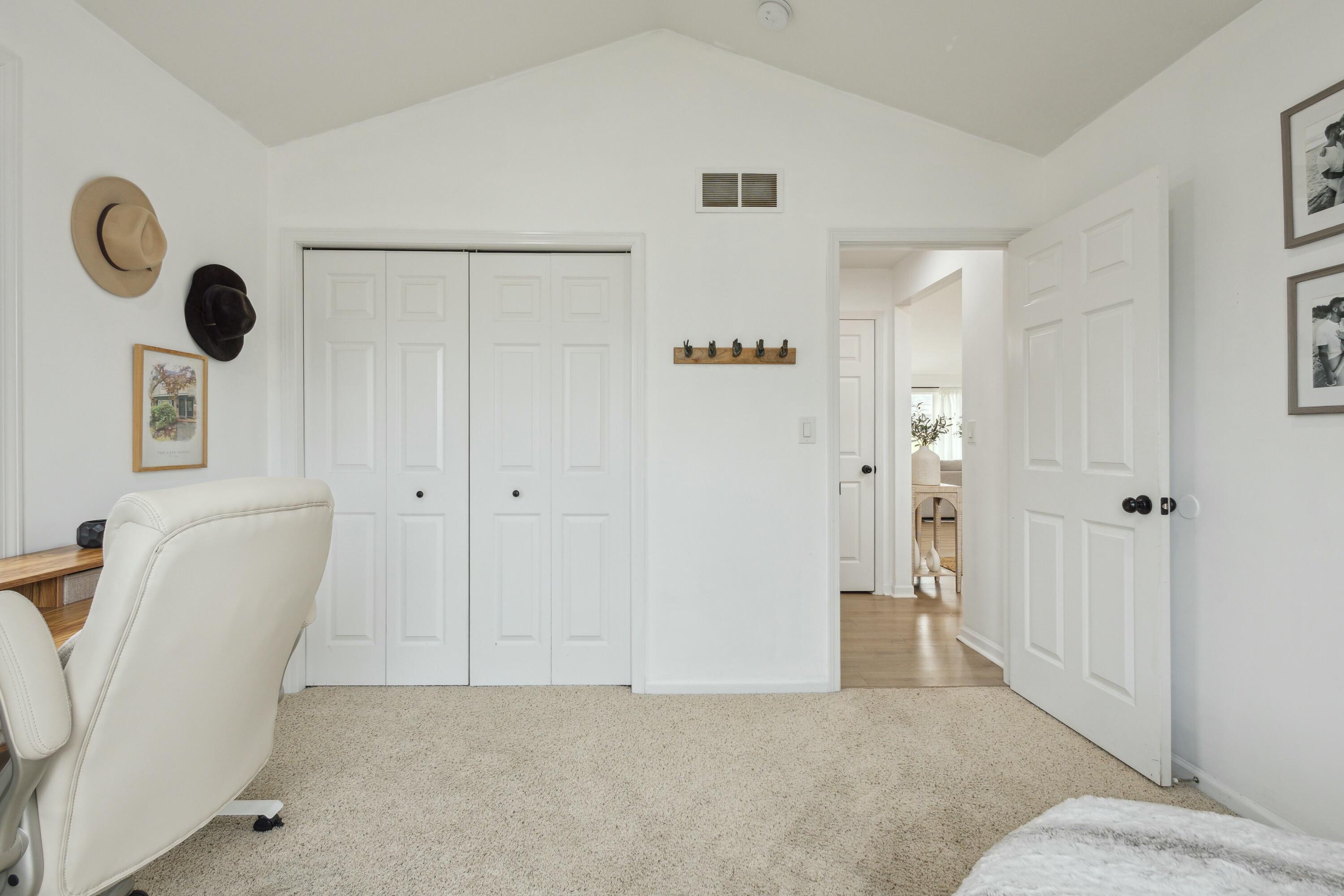 7008 Crystal View Drive SE