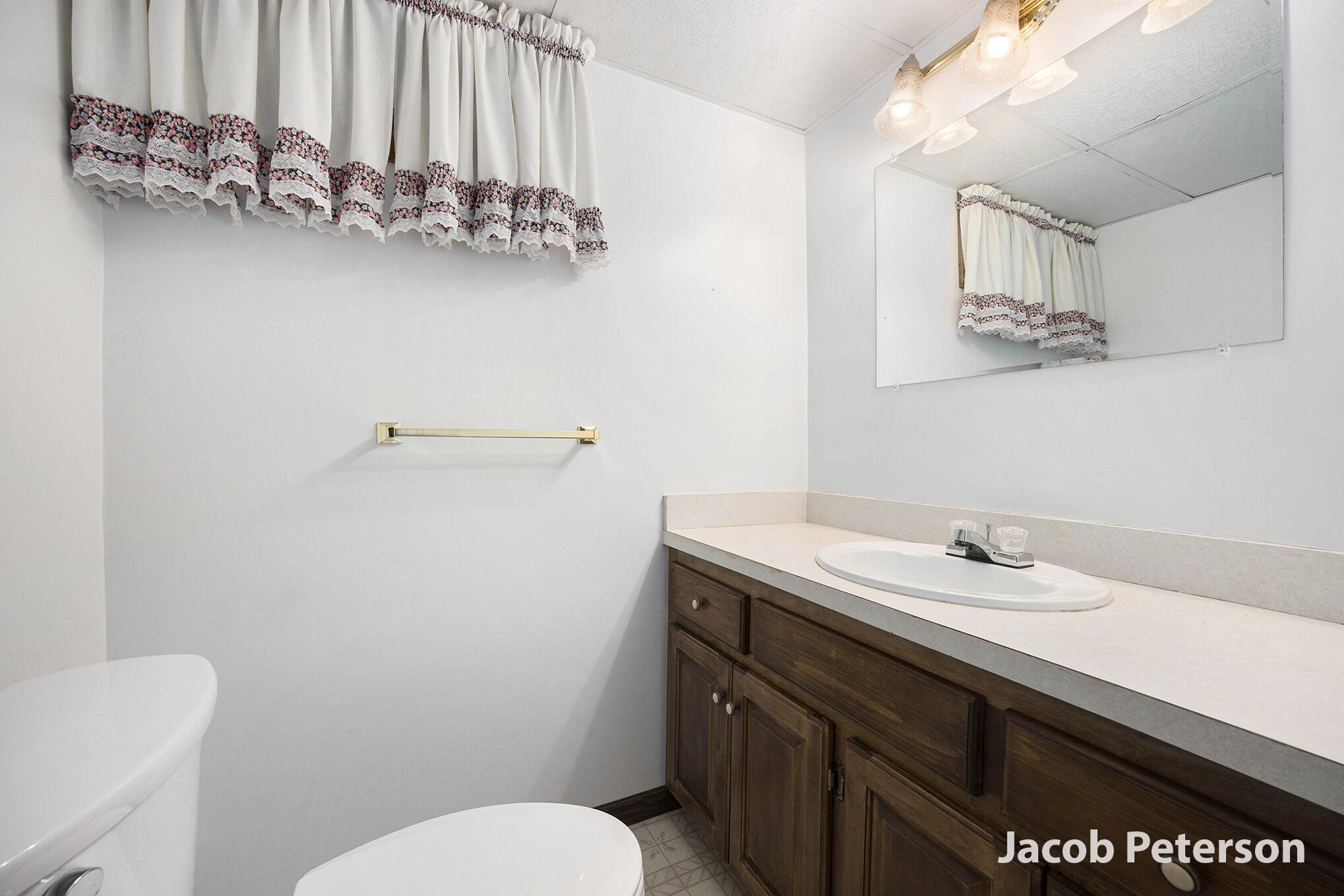 3928 Balsam Avenue NE