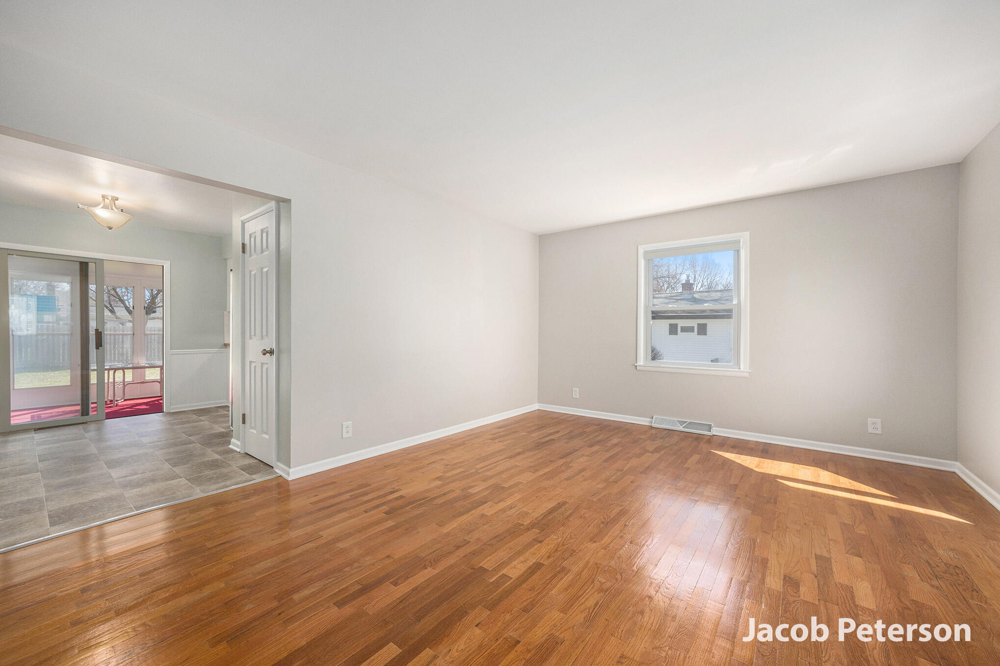 3928 Balsam Avenue NE