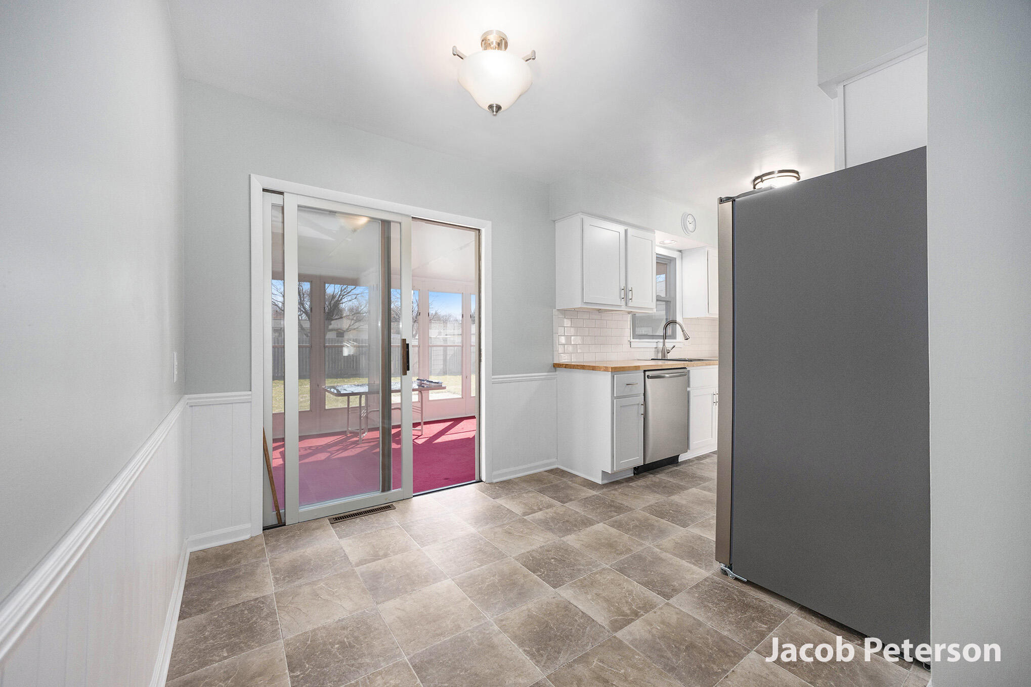 3928 Balsam Avenue NE