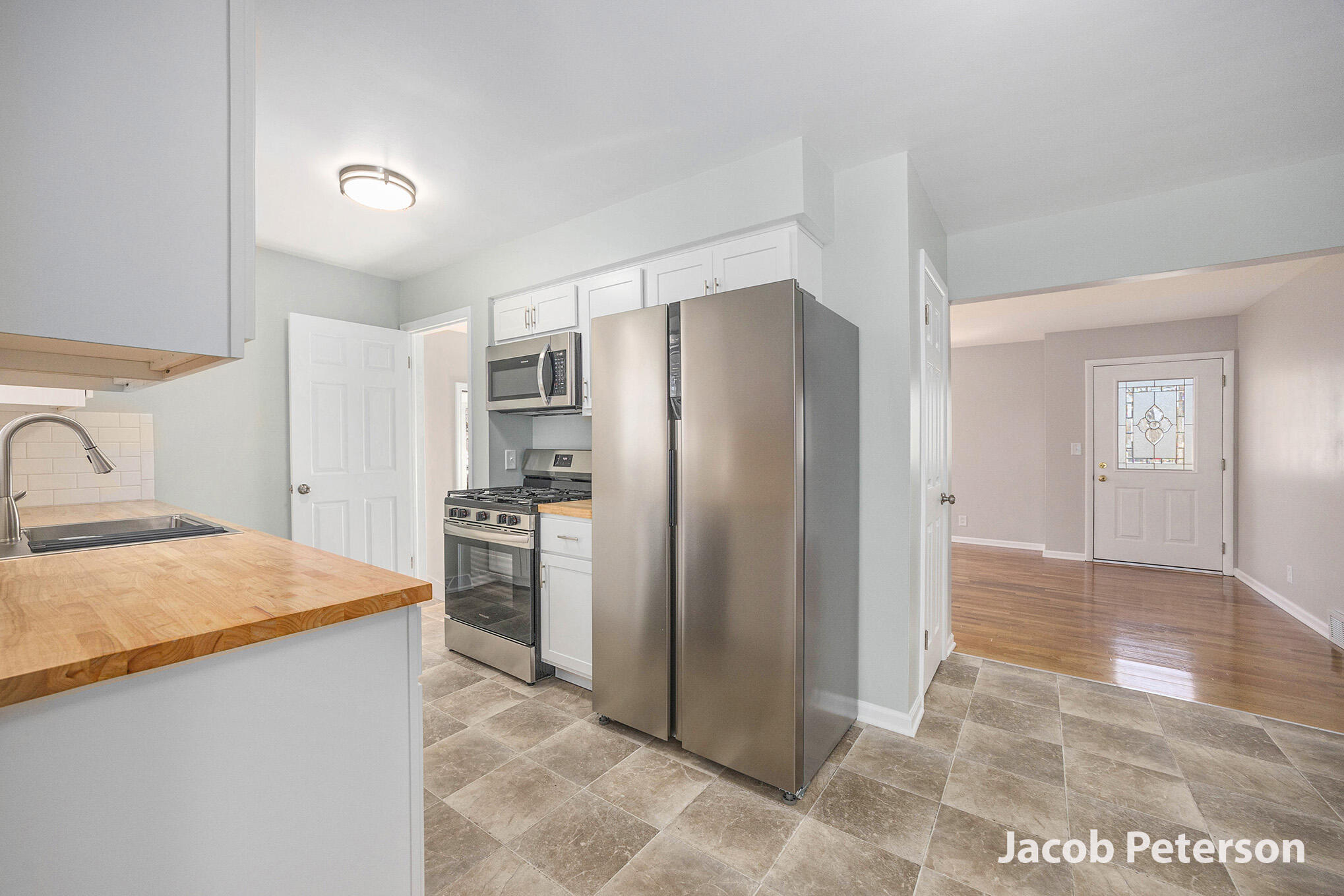 3928 Balsam Avenue NE