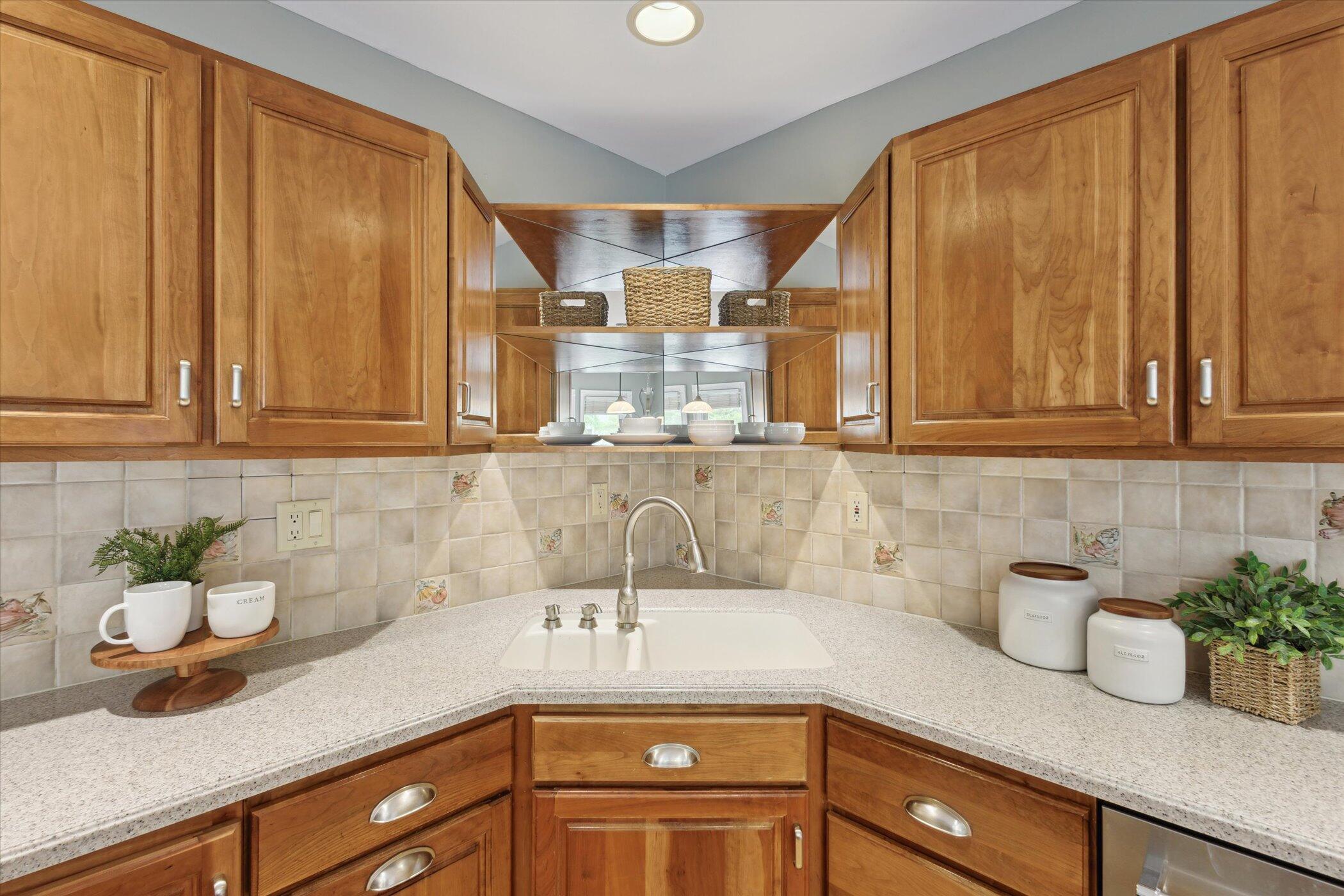 1450 Winterwood Drive NE