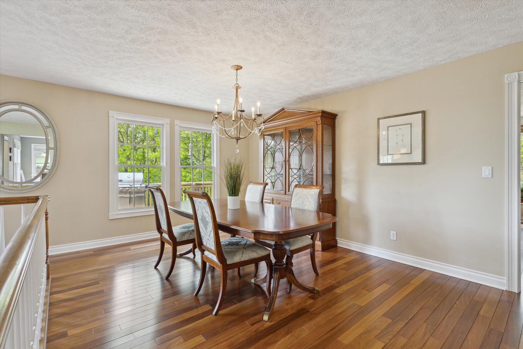 1450 Winterwood Drive NE