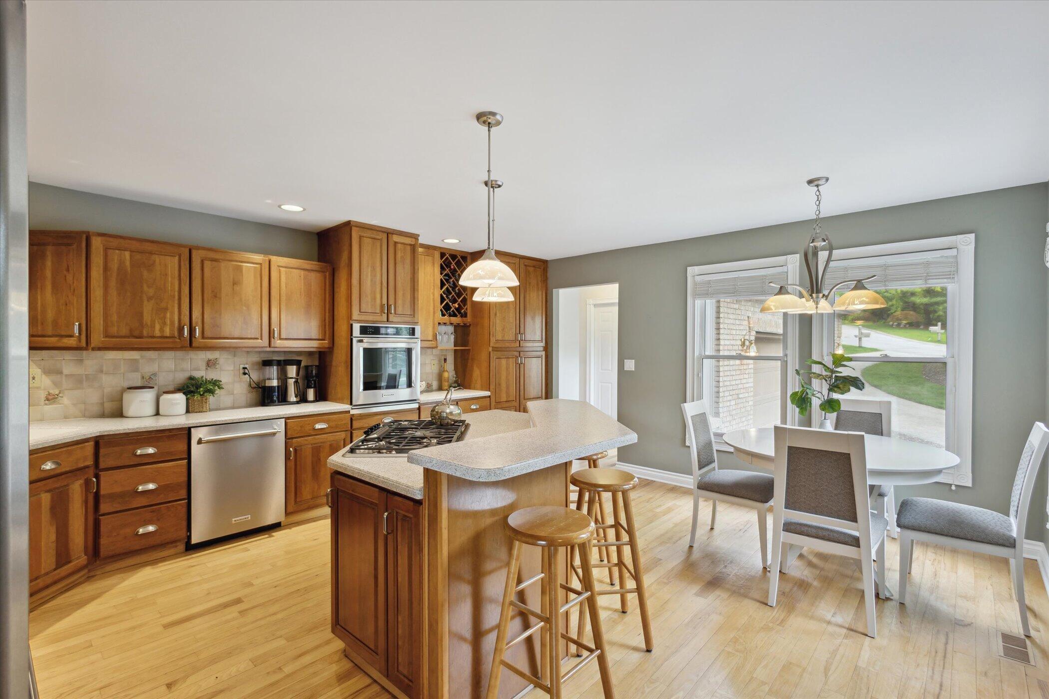 1450 Winterwood Drive NE