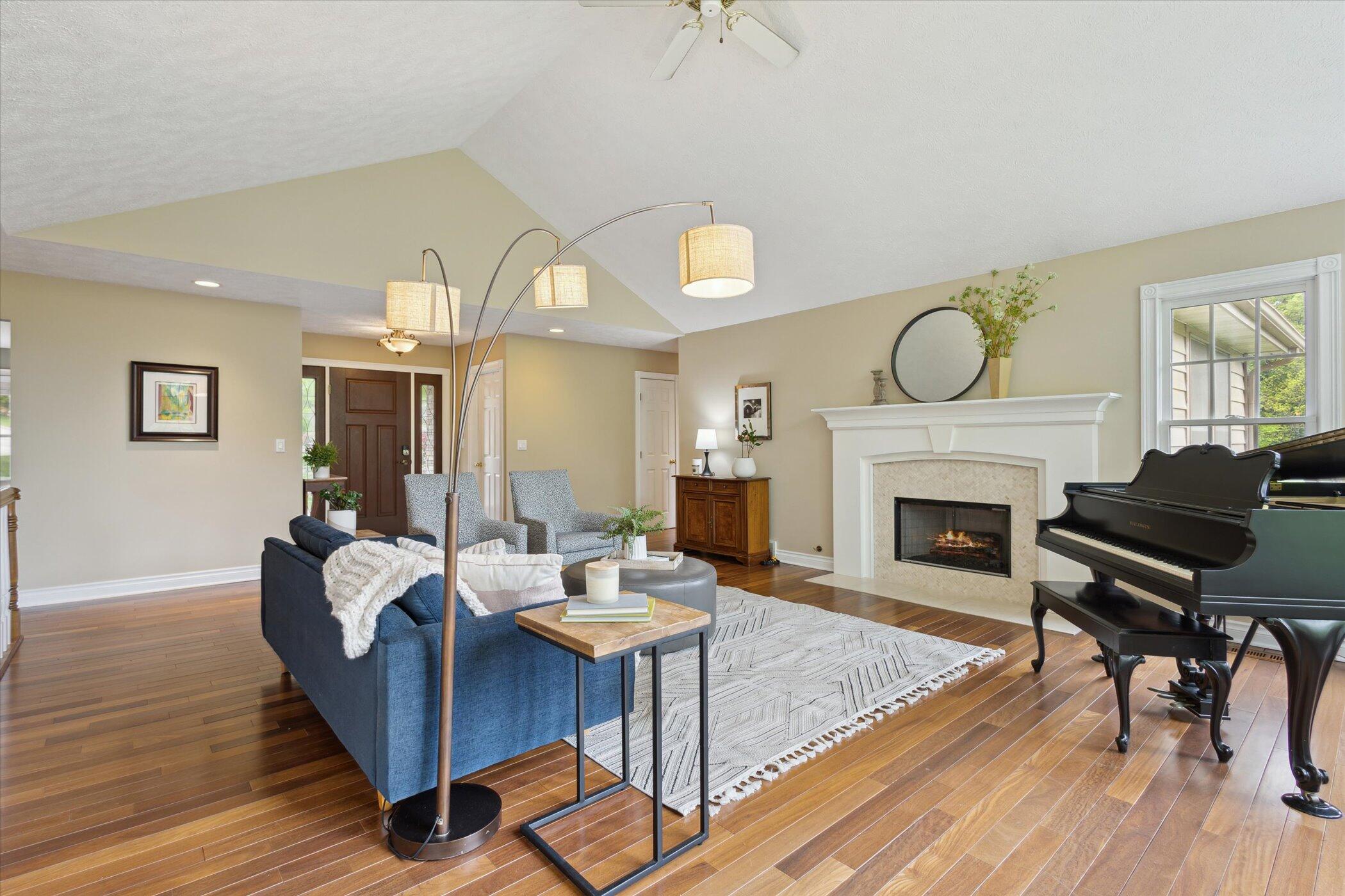 1450 Winterwood Drive NE