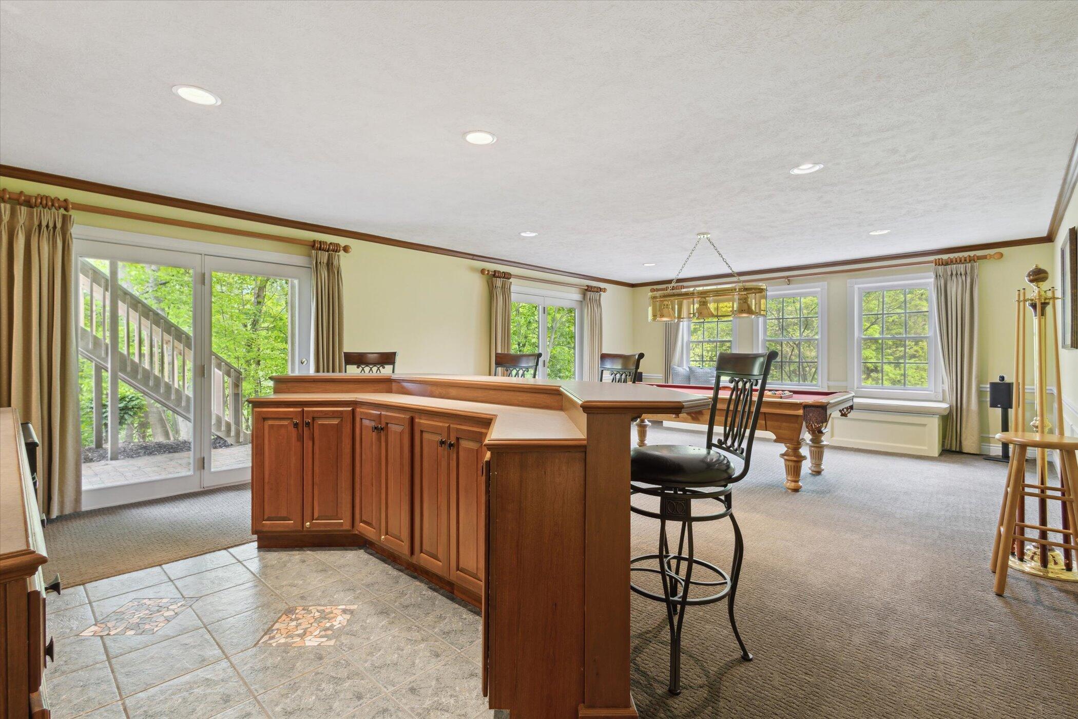 1450 Winterwood Drive NE