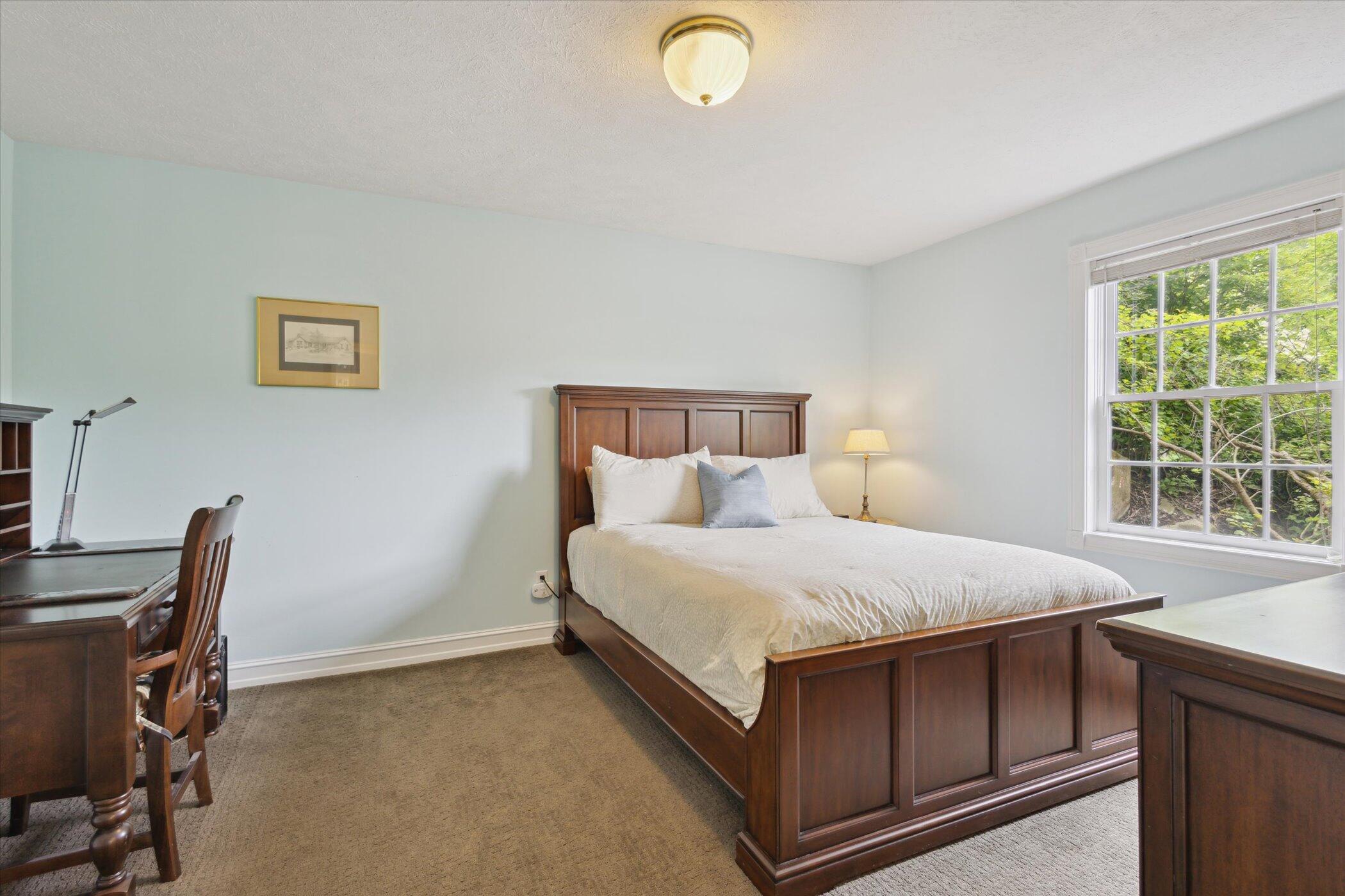 1450 Winterwood Drive NE