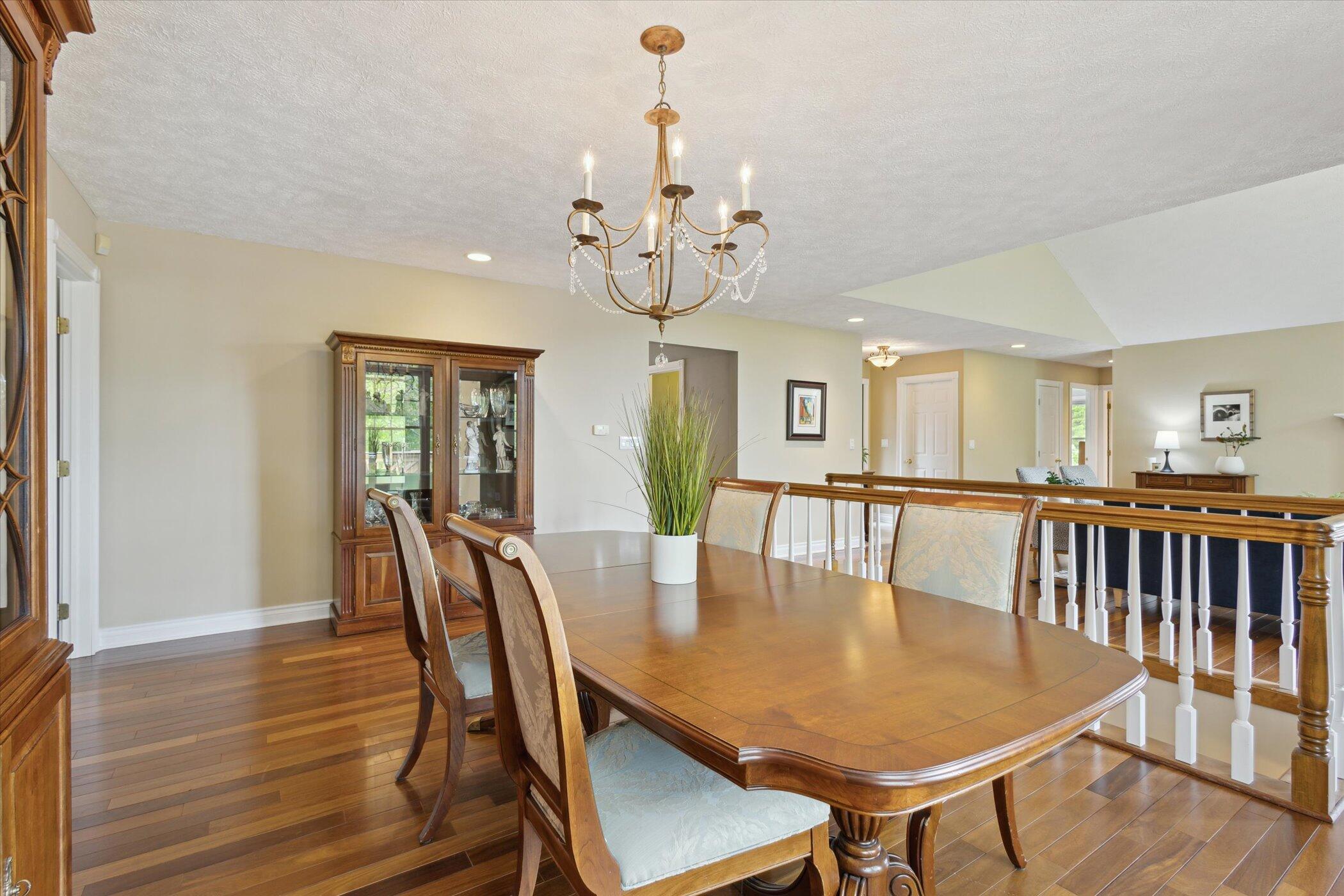 1450 Winterwood Drive NE