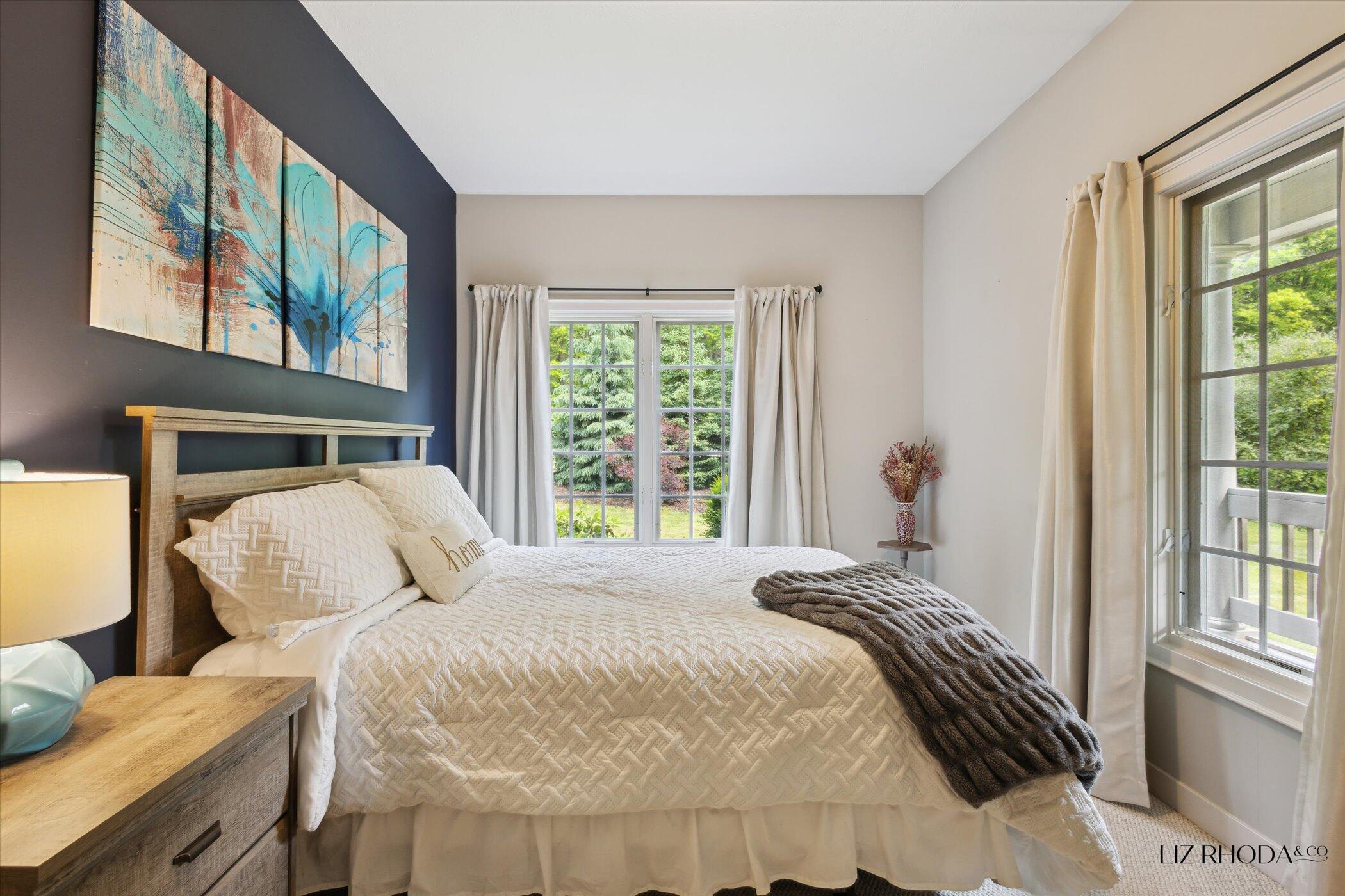 10058 Fulton Street E