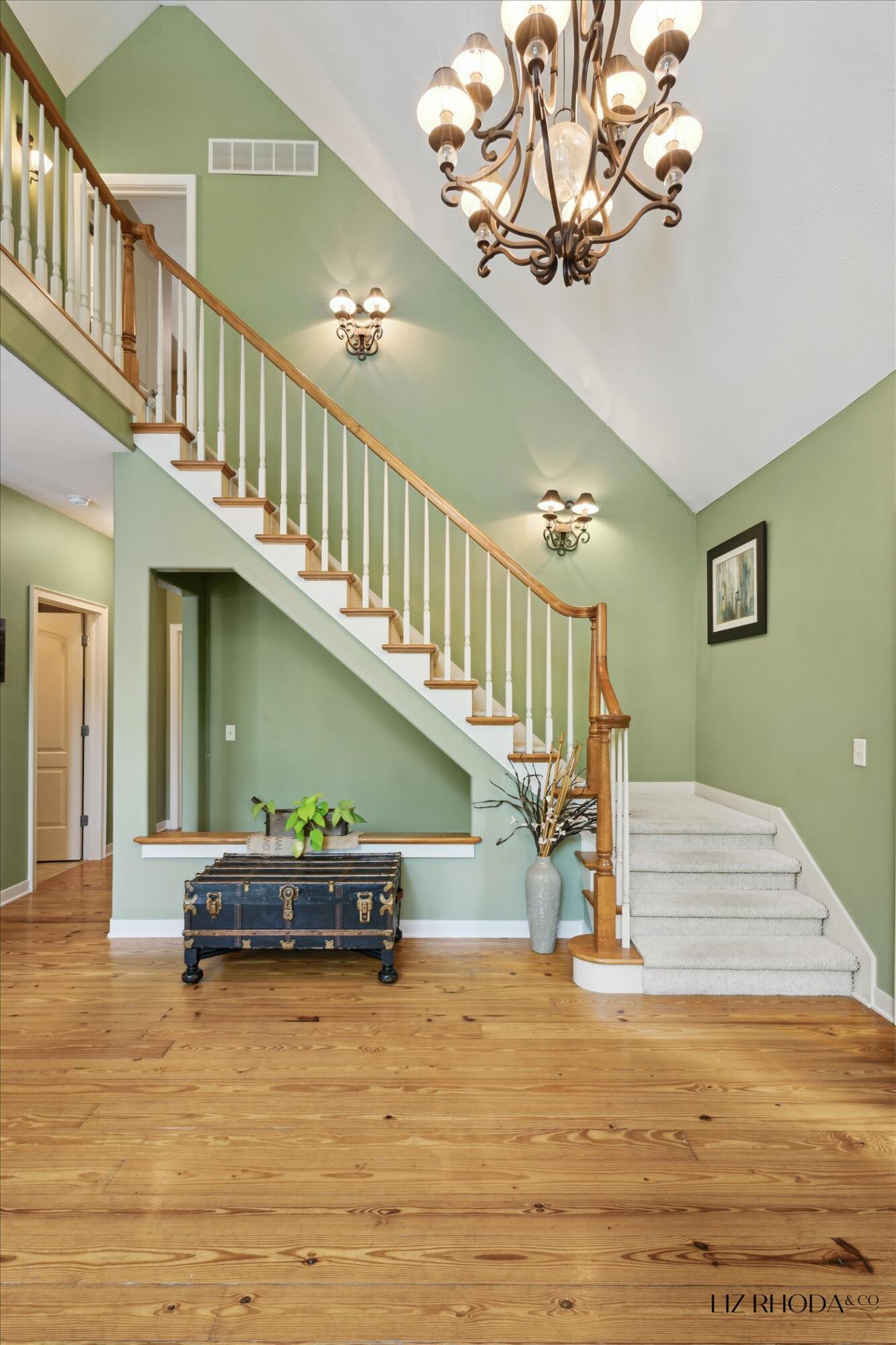 10058 Fulton Street E