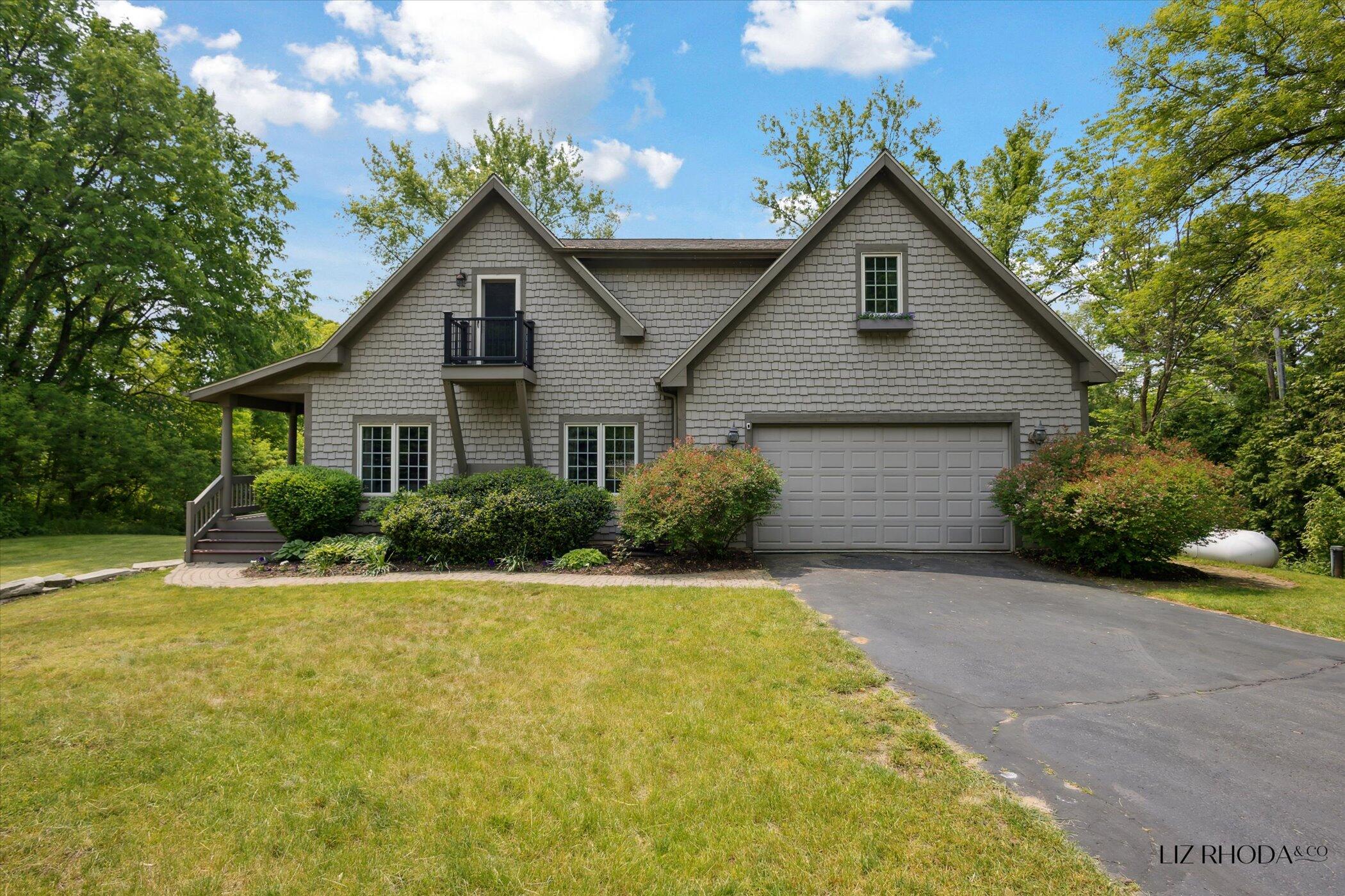 10058 Fulton Street E