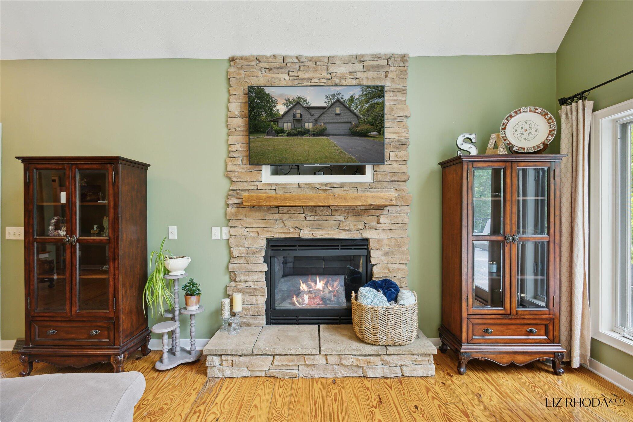 10058 Fulton Street E