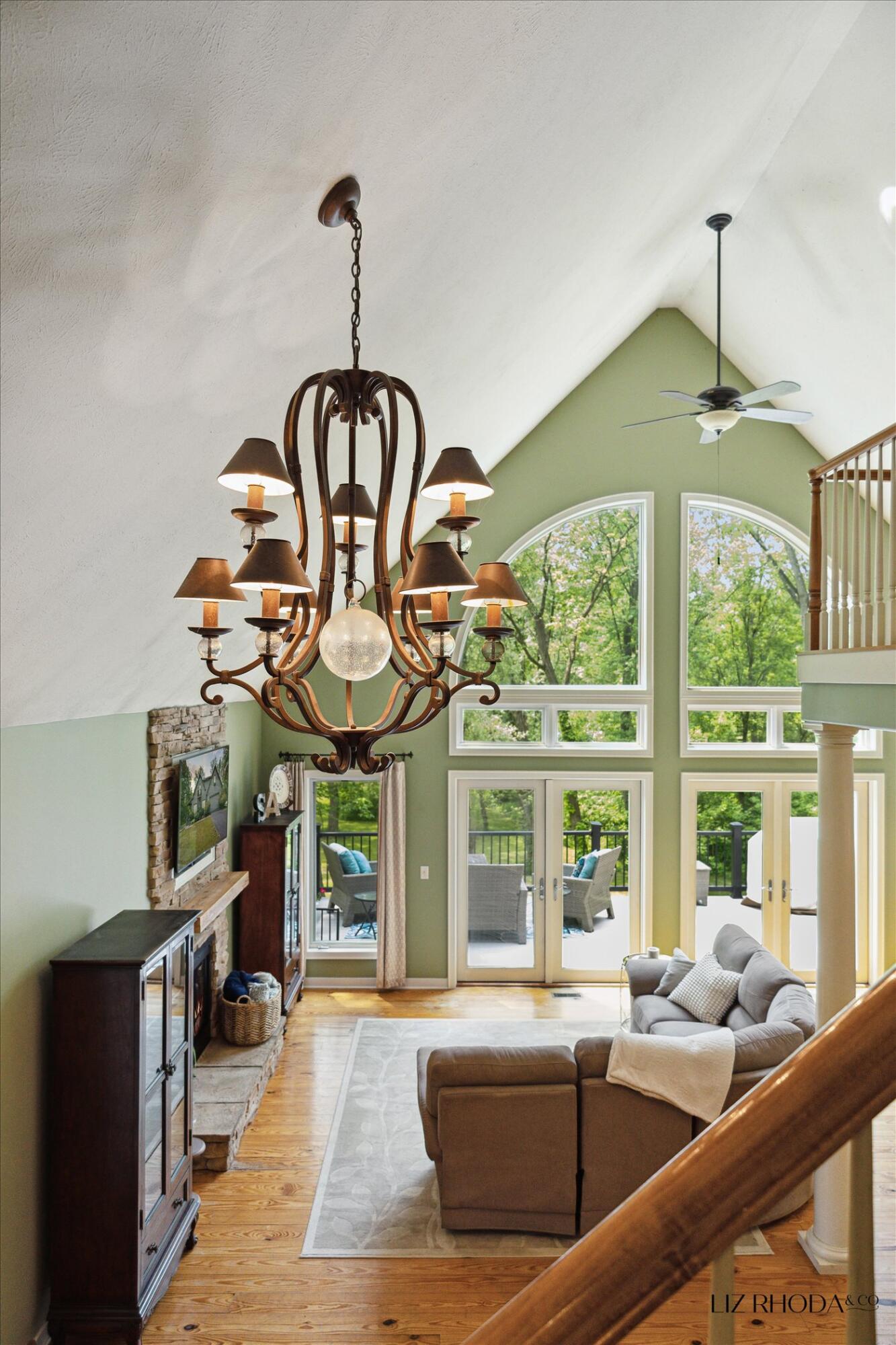 10058 Fulton Street E