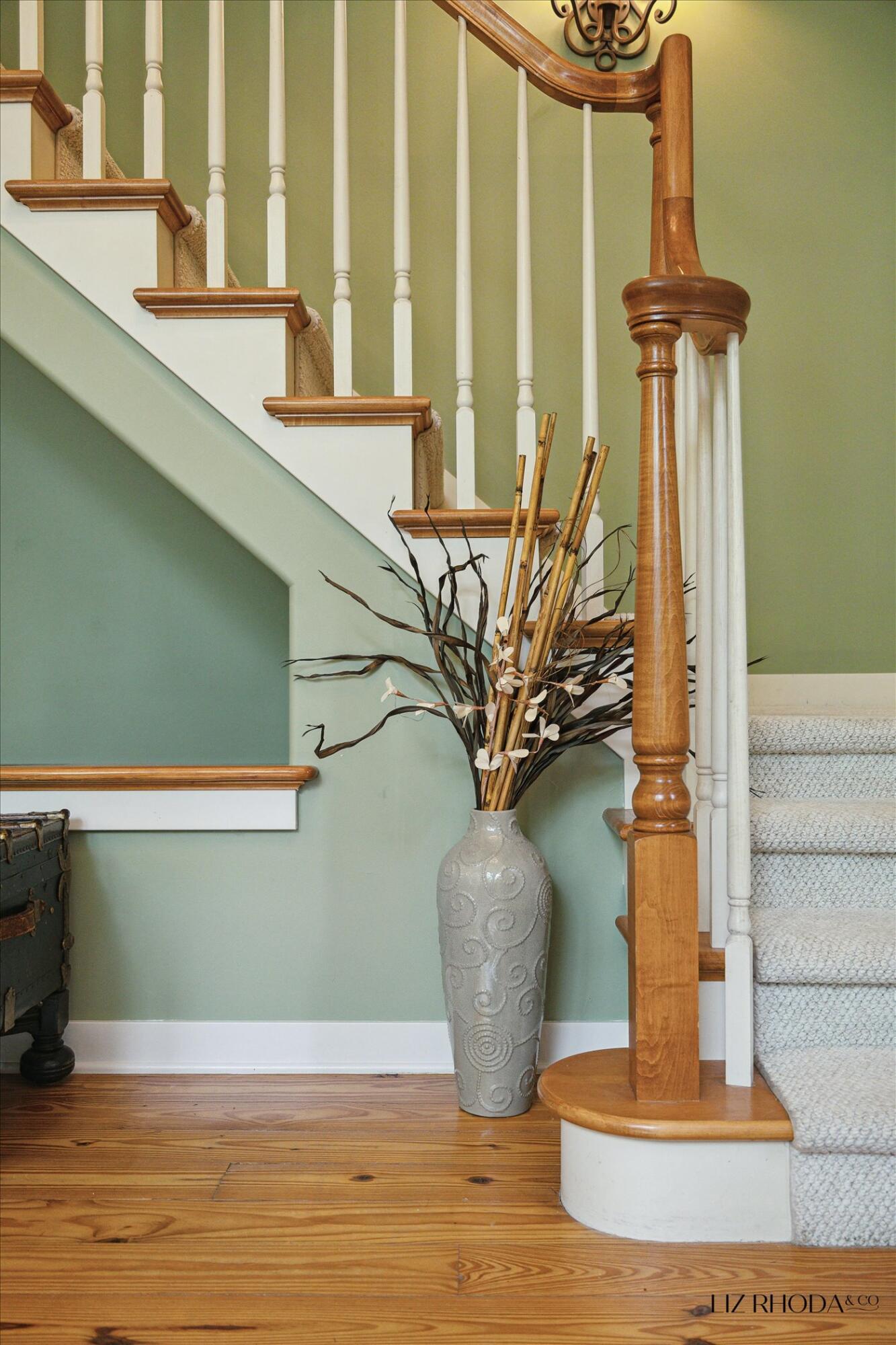 10058 Fulton Street E