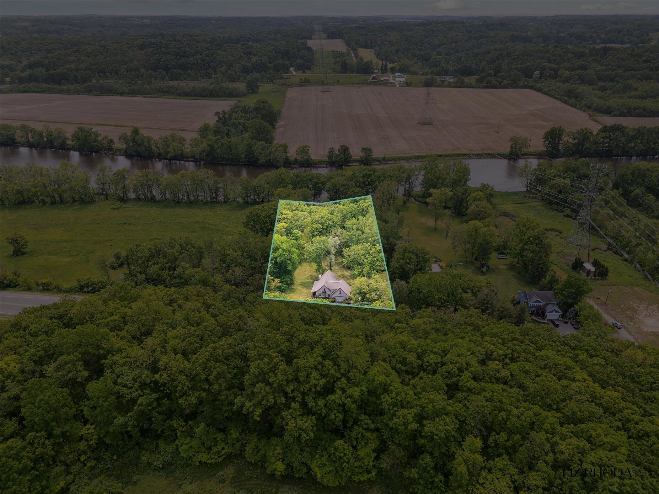 10058 Fulton Street E