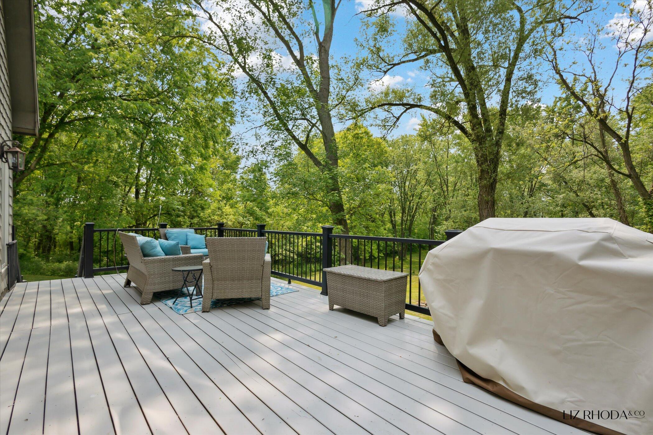 10058 Fulton Street E