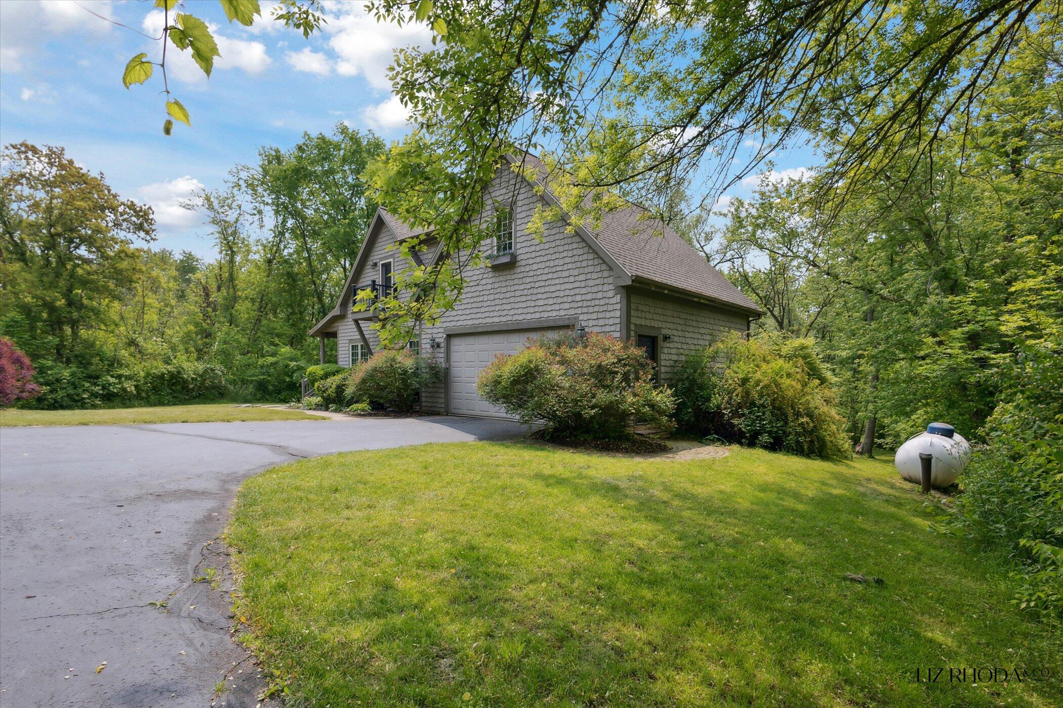 10058 Fulton Street E