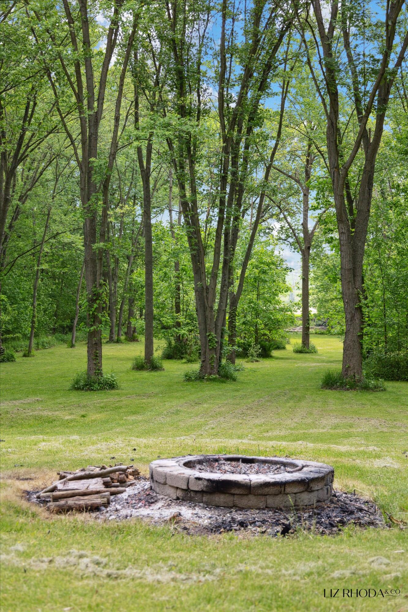 10058 Fulton Street E