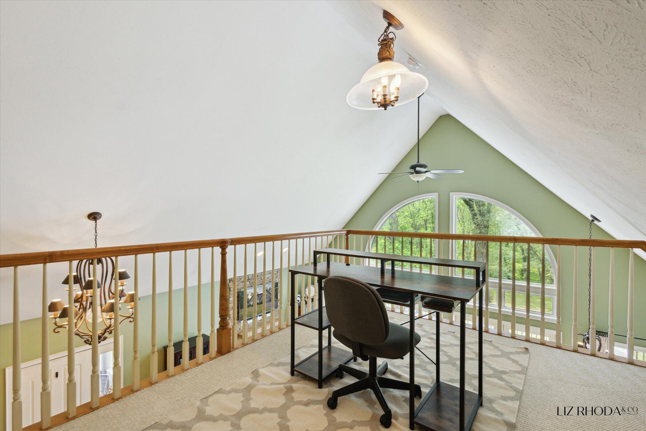 10058 Fulton Street E