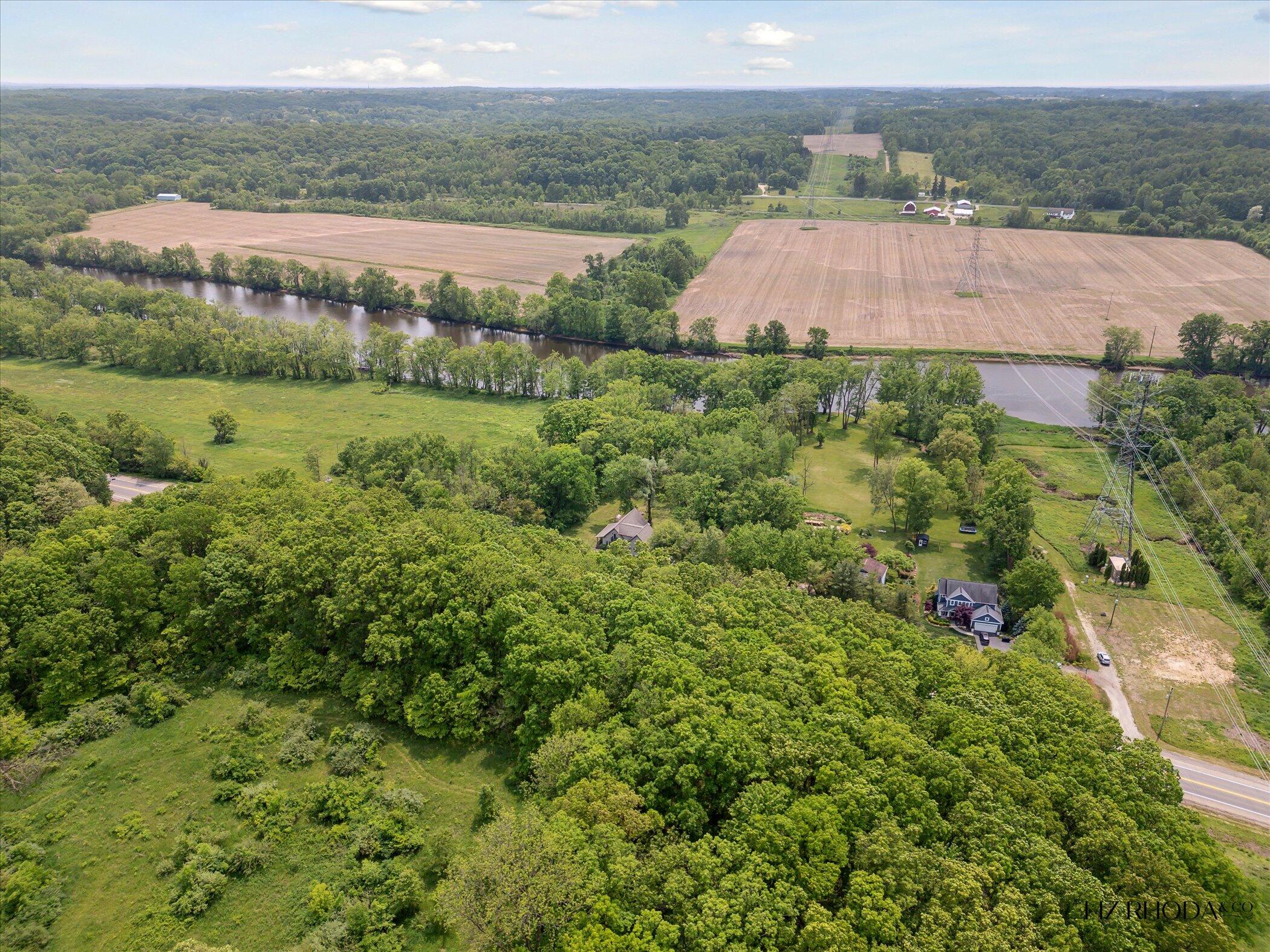 10058 Fulton Street E