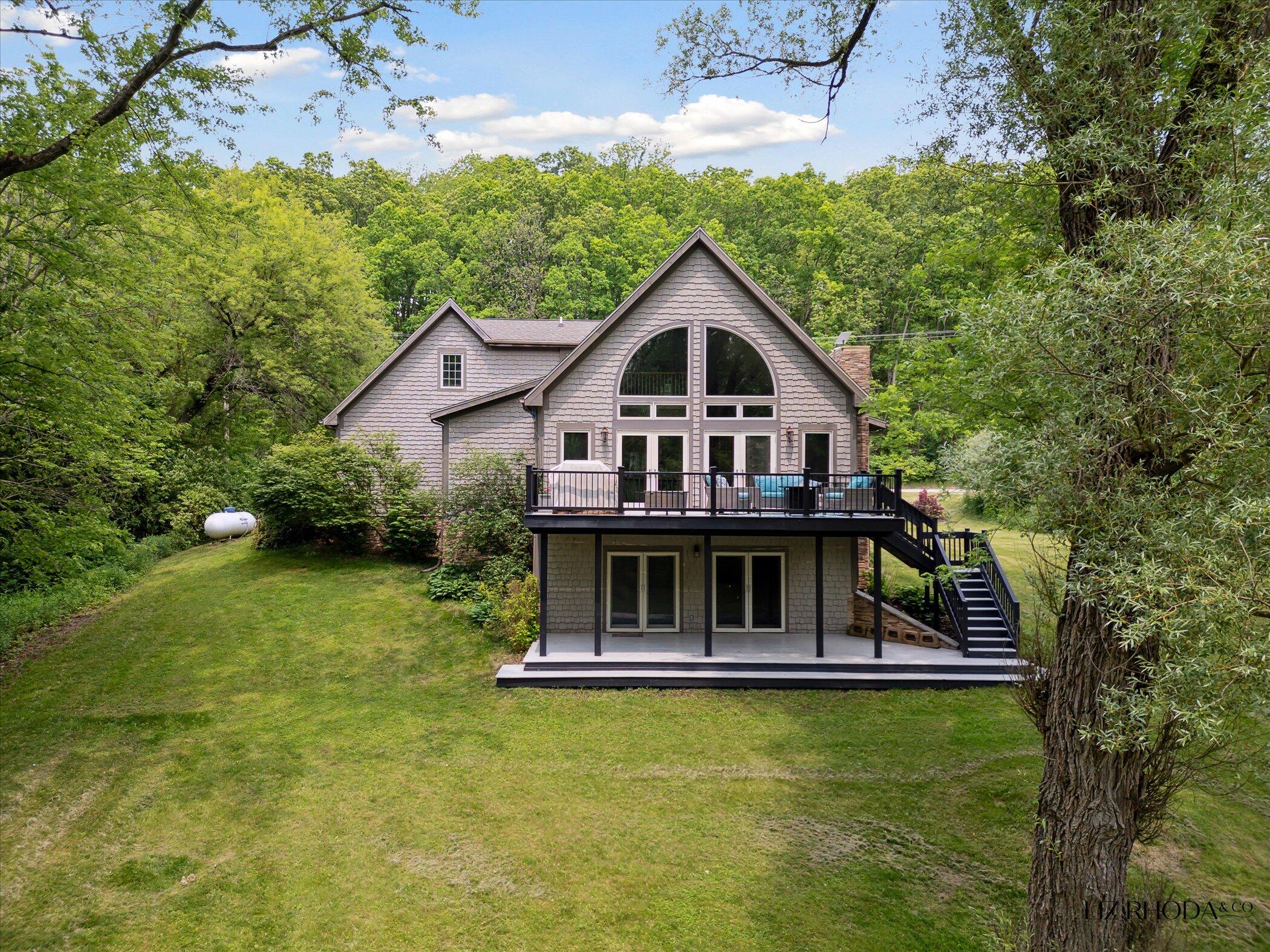 10058 Fulton Street E