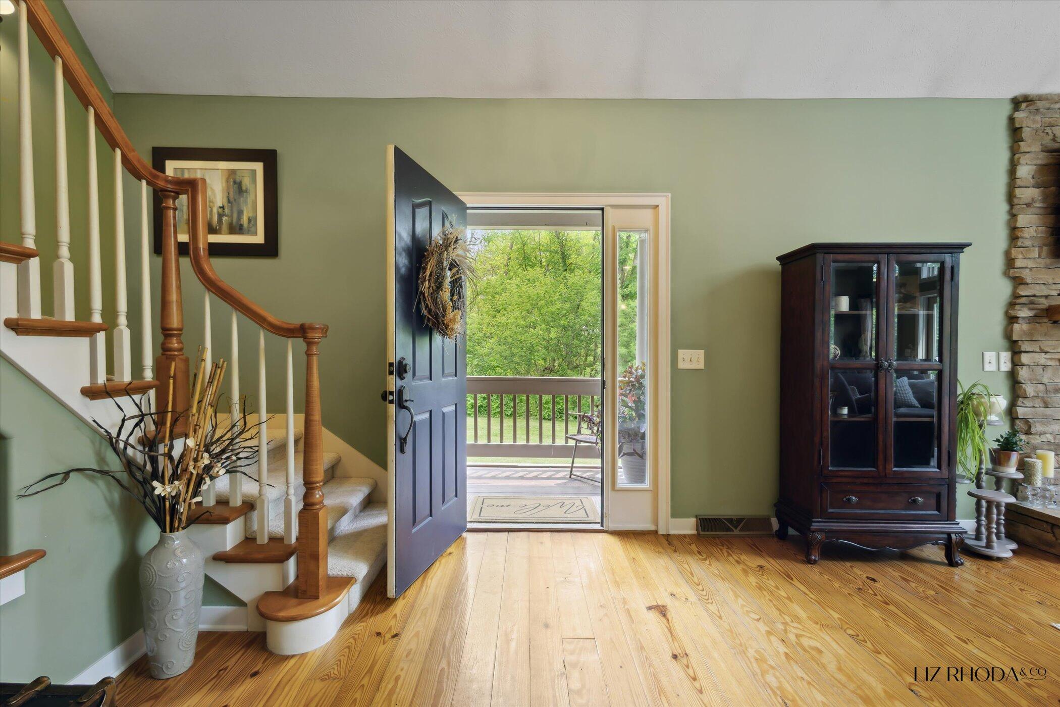 10058 Fulton Street E