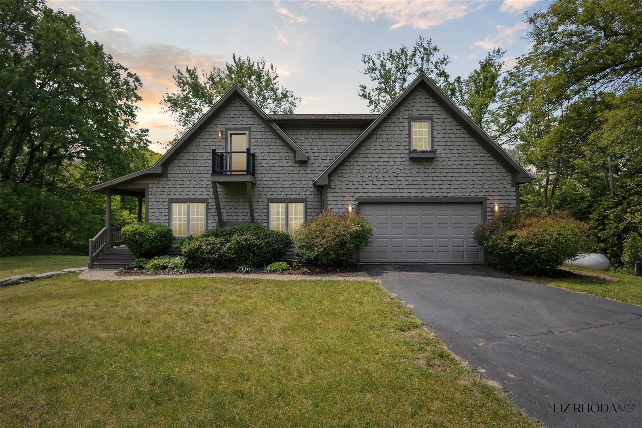 10058 Fulton Street E