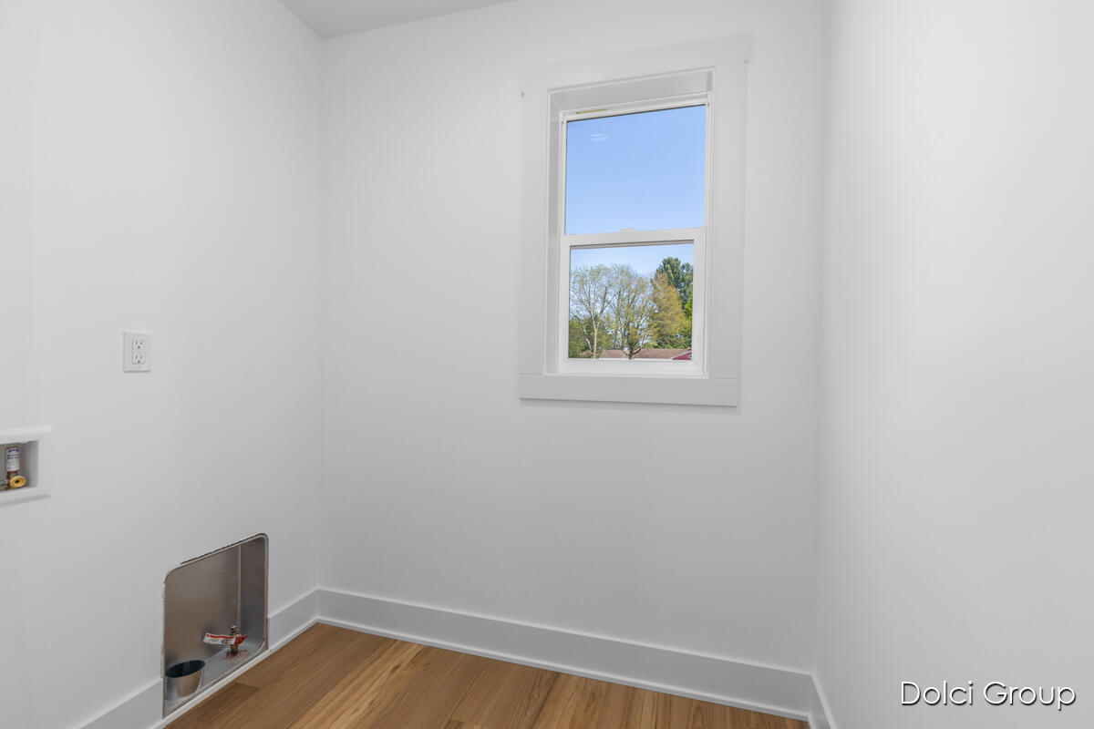 4020 Tall Timber Drive NW