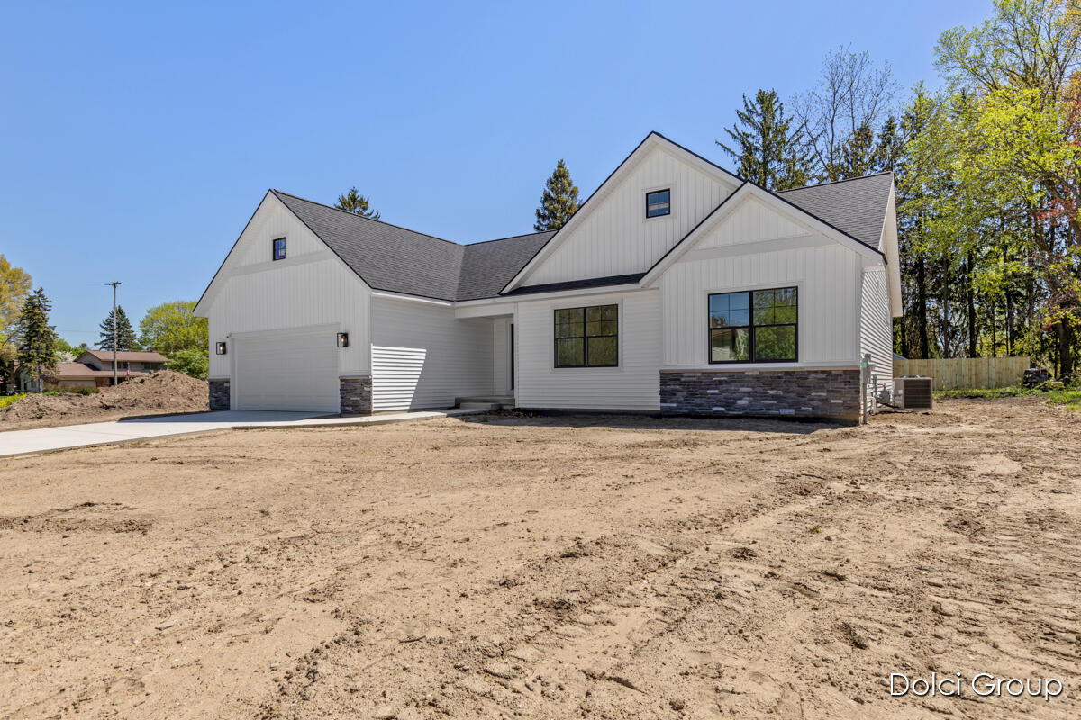 4020 Tall Timber Drive NW