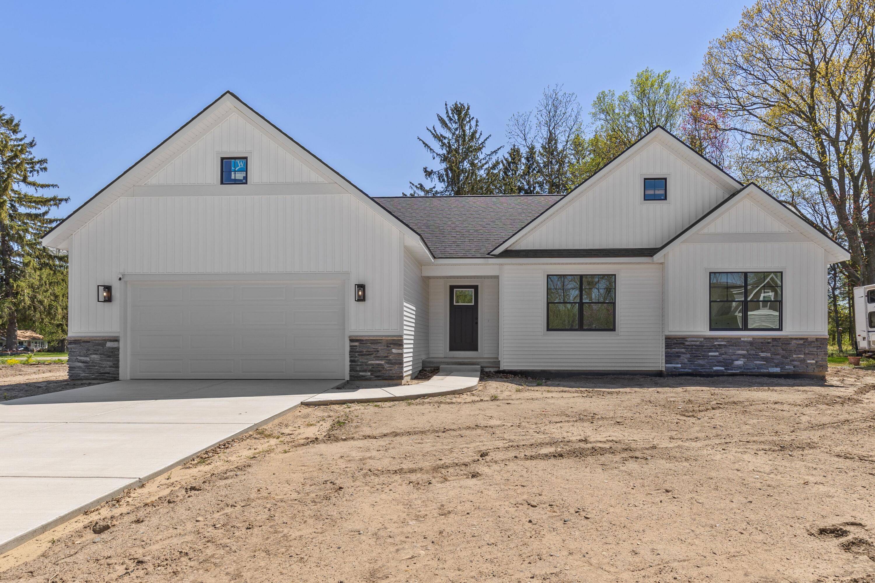 4020 Tall Timber Drive NW