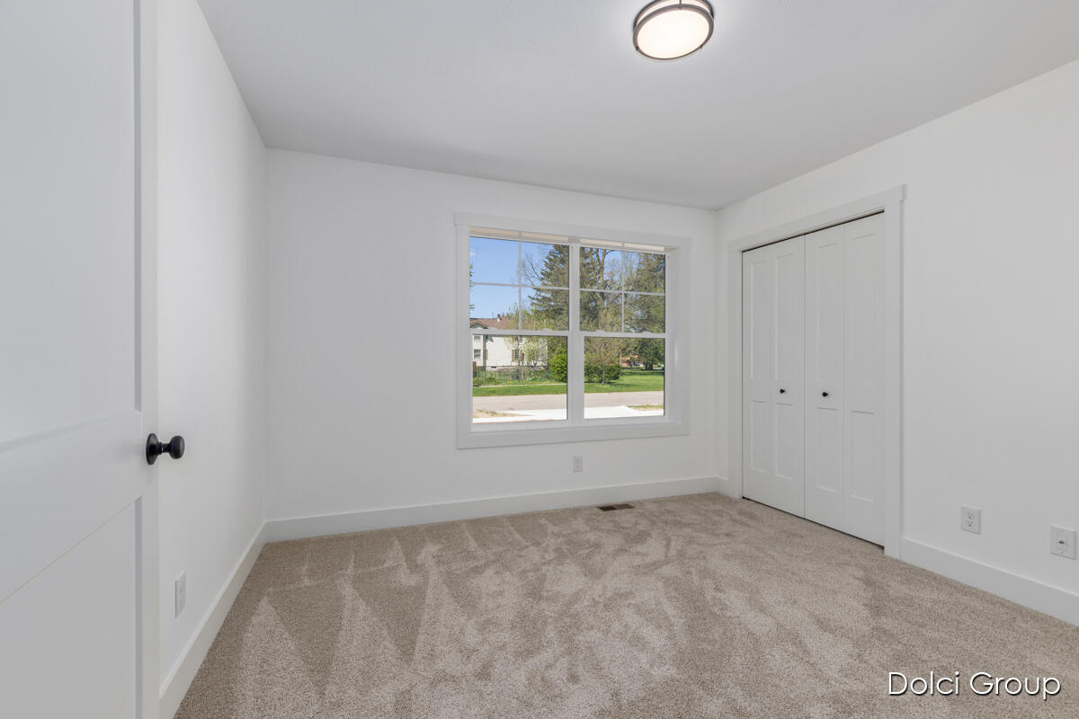 4020 Tall Timber Drive NW