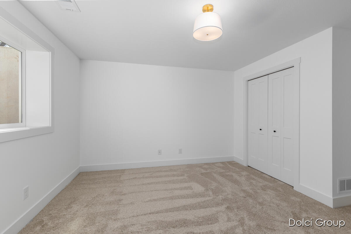 4020 Tall Timber Drive NW