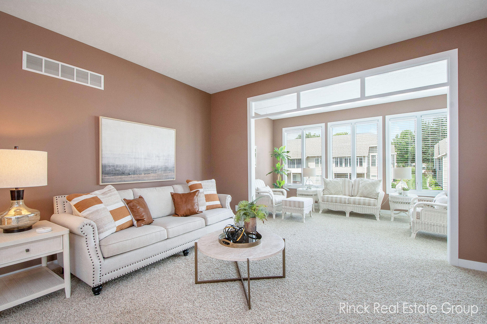 3845 Canterbury Drive 26